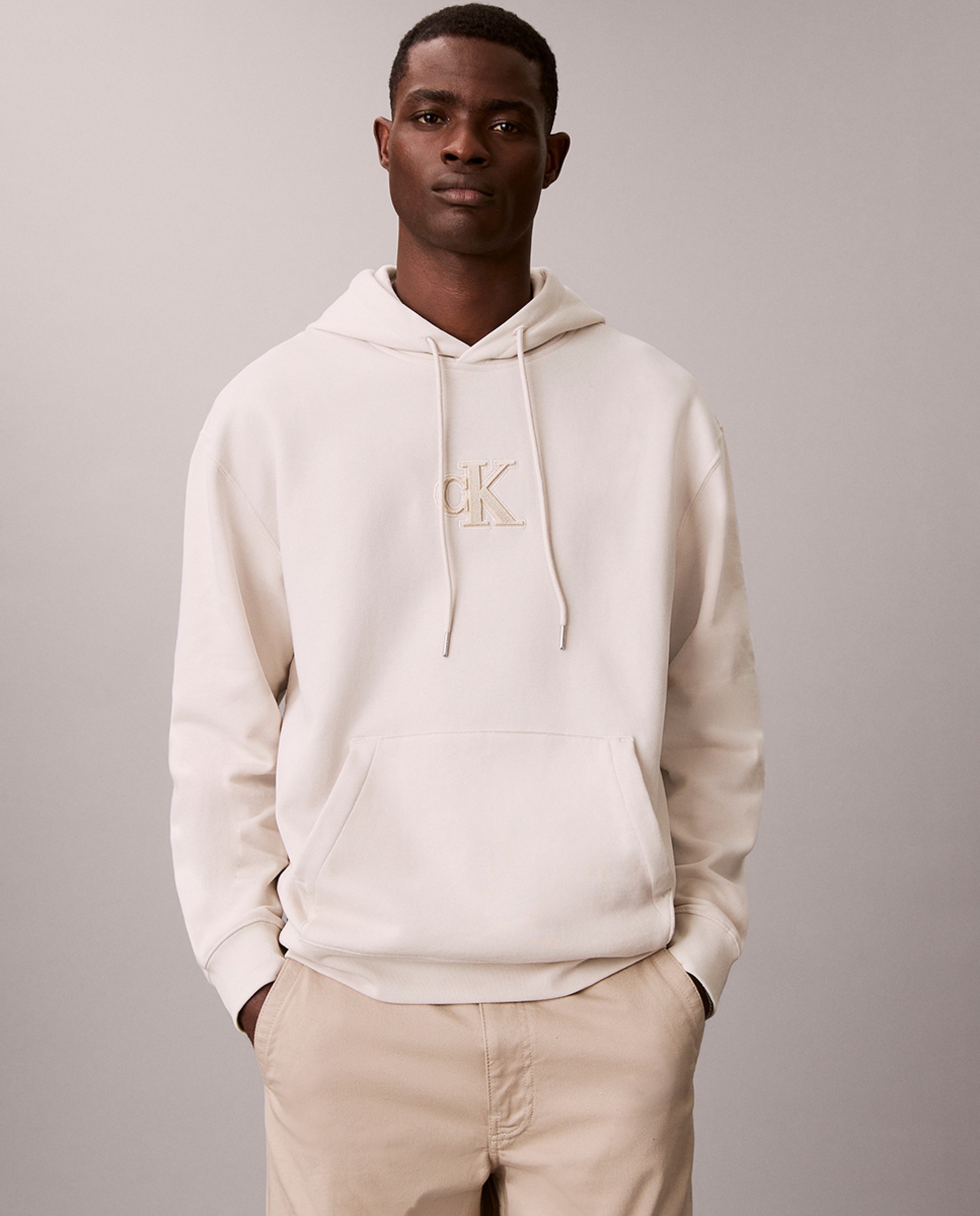 Sweatshirt com Capuz e Logótipo em Textura no Peito Cinzento-claro-1