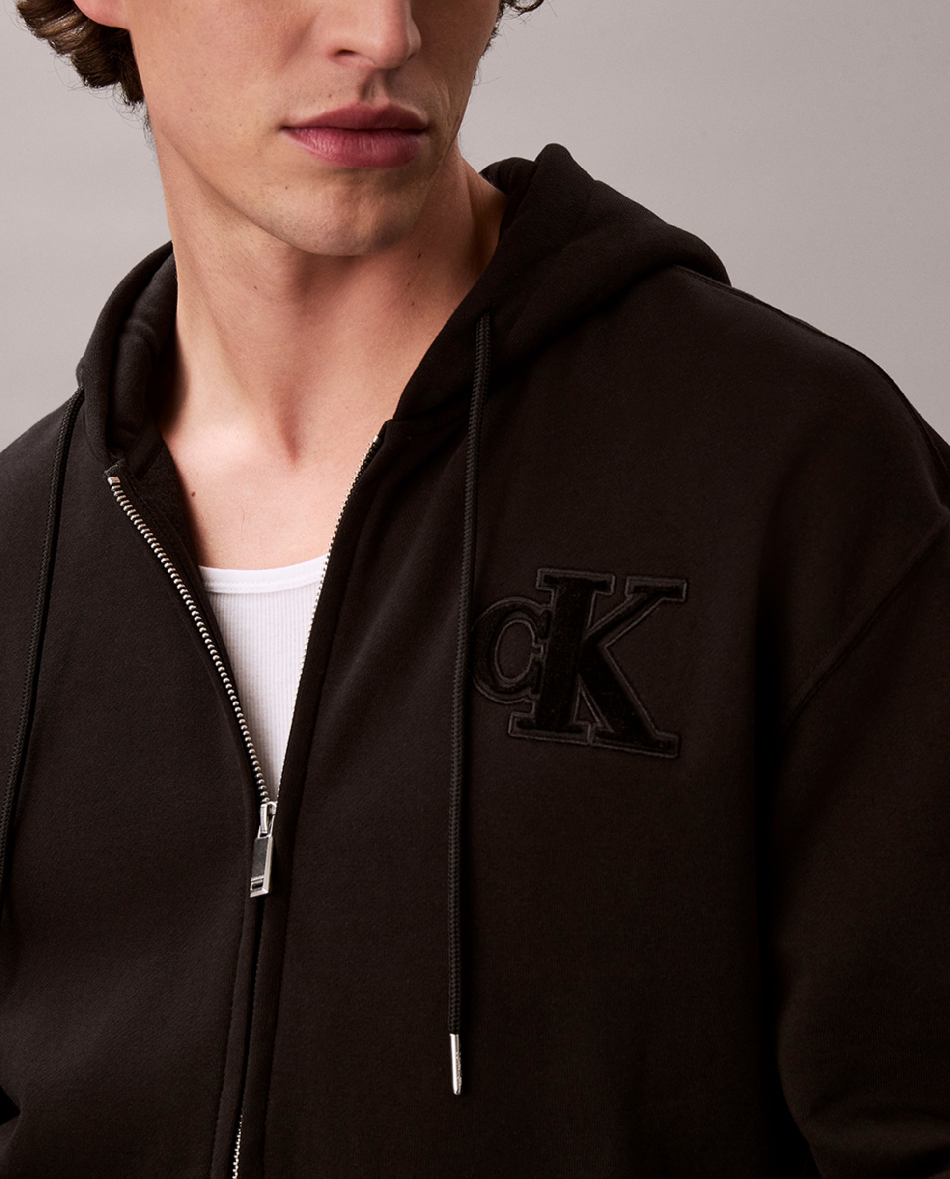 Sweatshirt com Fecho de Correr Preto-4