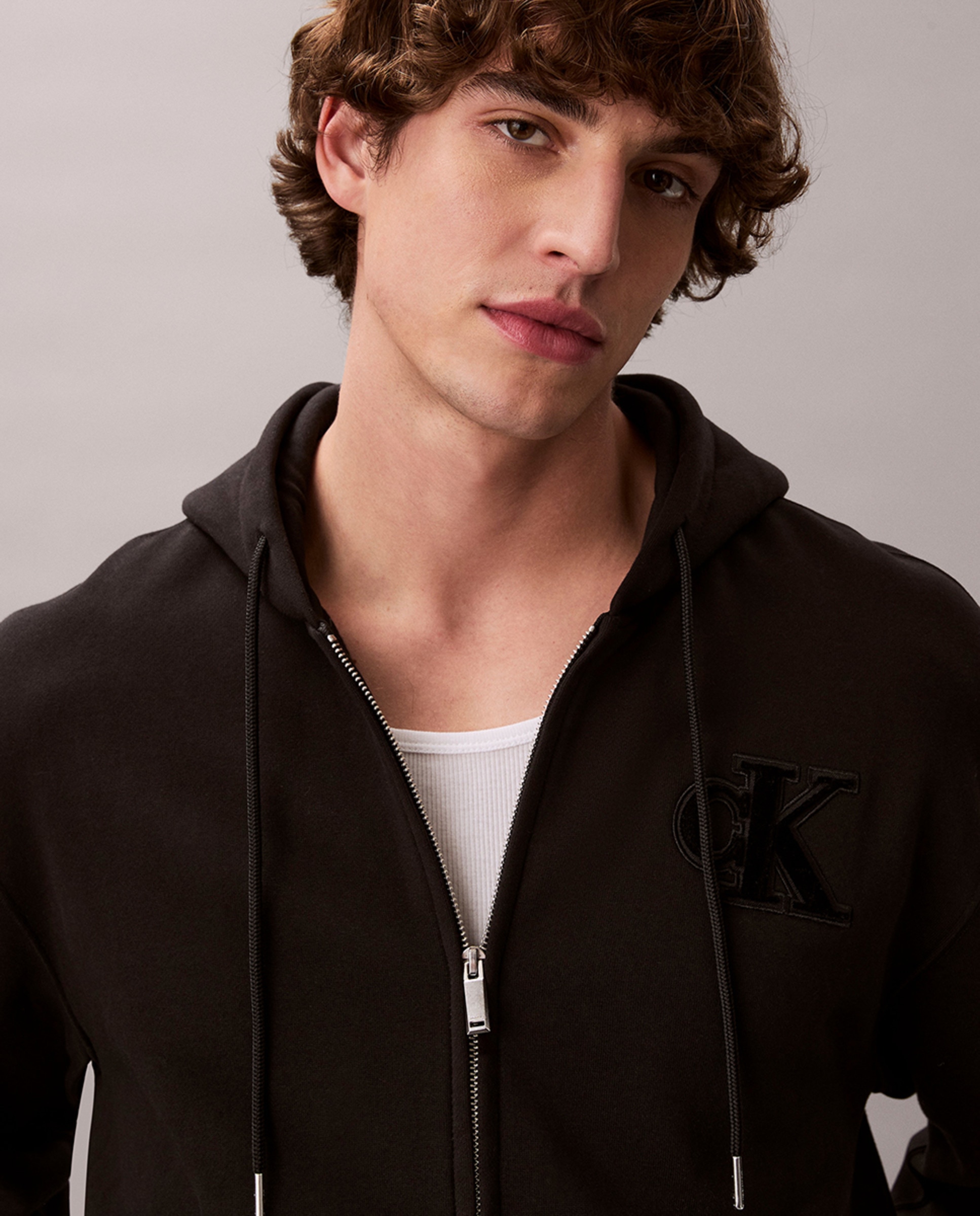 Sweatshirt com Fecho de Correr Preto-3