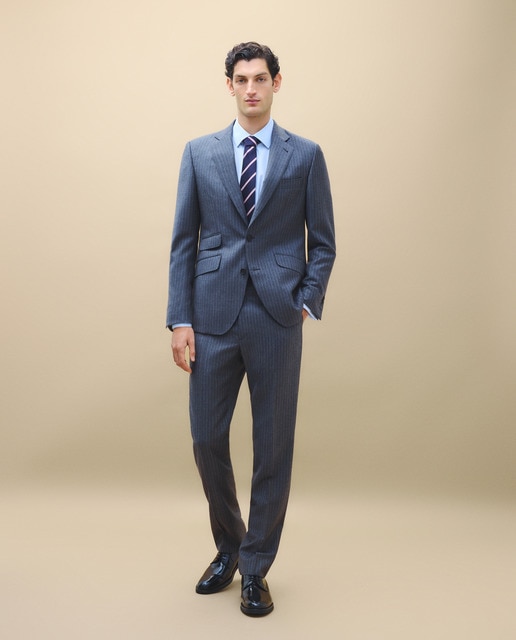 Imagem 0 de Fato com Risca Diplomática