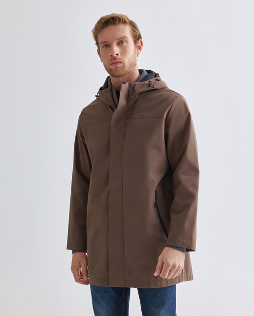 Imagen 0 de Parka hombre técnica con capucha