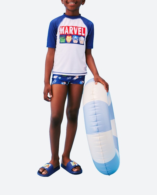 Imagen 0 de Conjunto licencias upf+50 avengers de niño