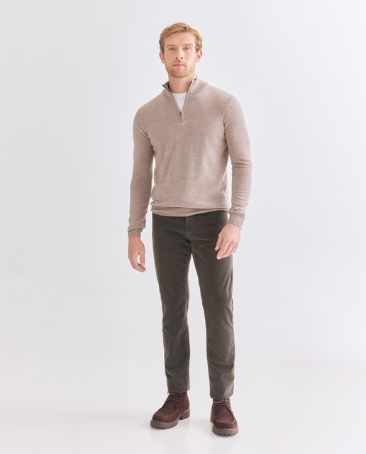 Imagem 0 de Calças Regular Fit de Bombazina com 5 Bolsos