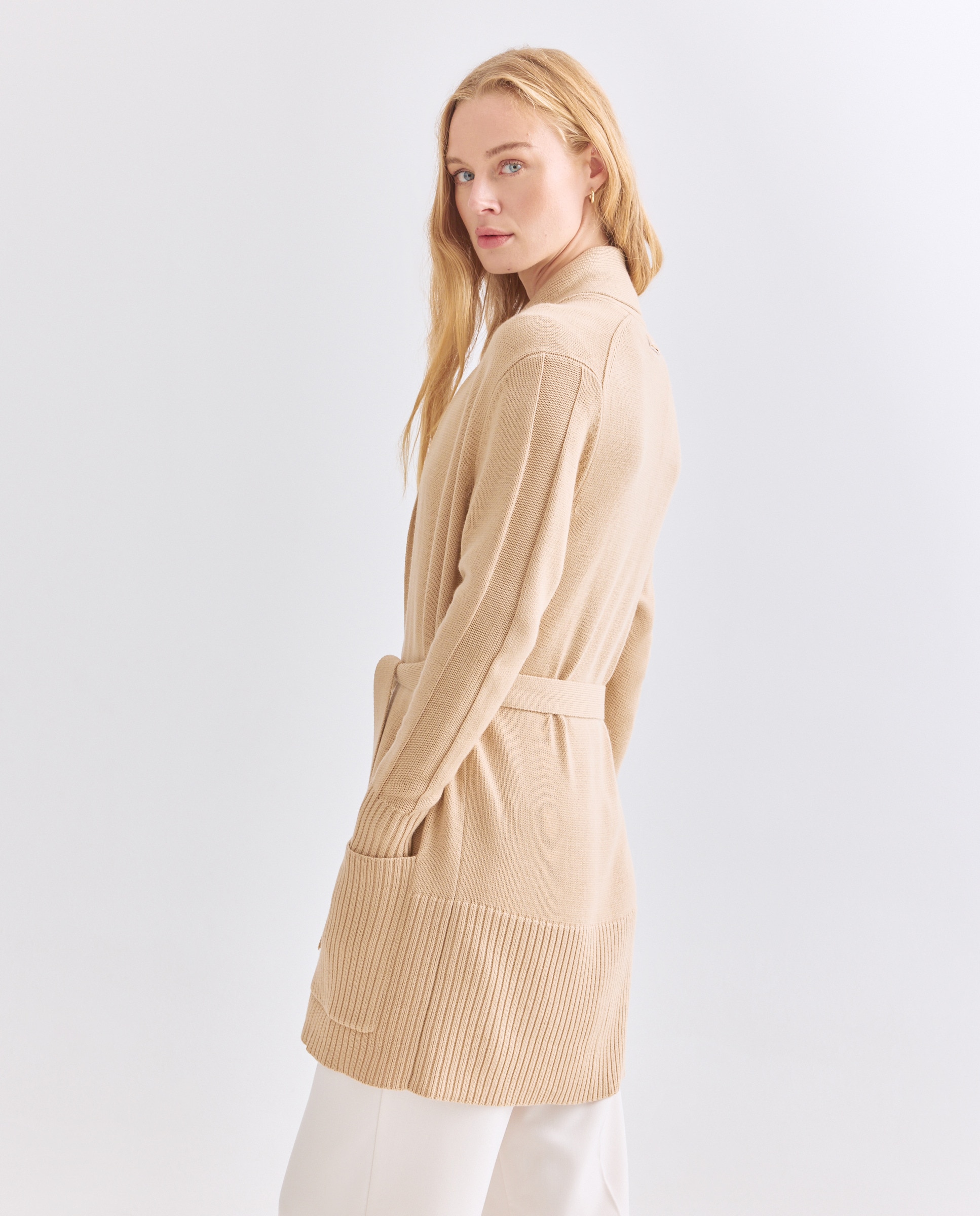 Cardigan até à Anca com Cinto Cápsula Cozy Lab Bege-3