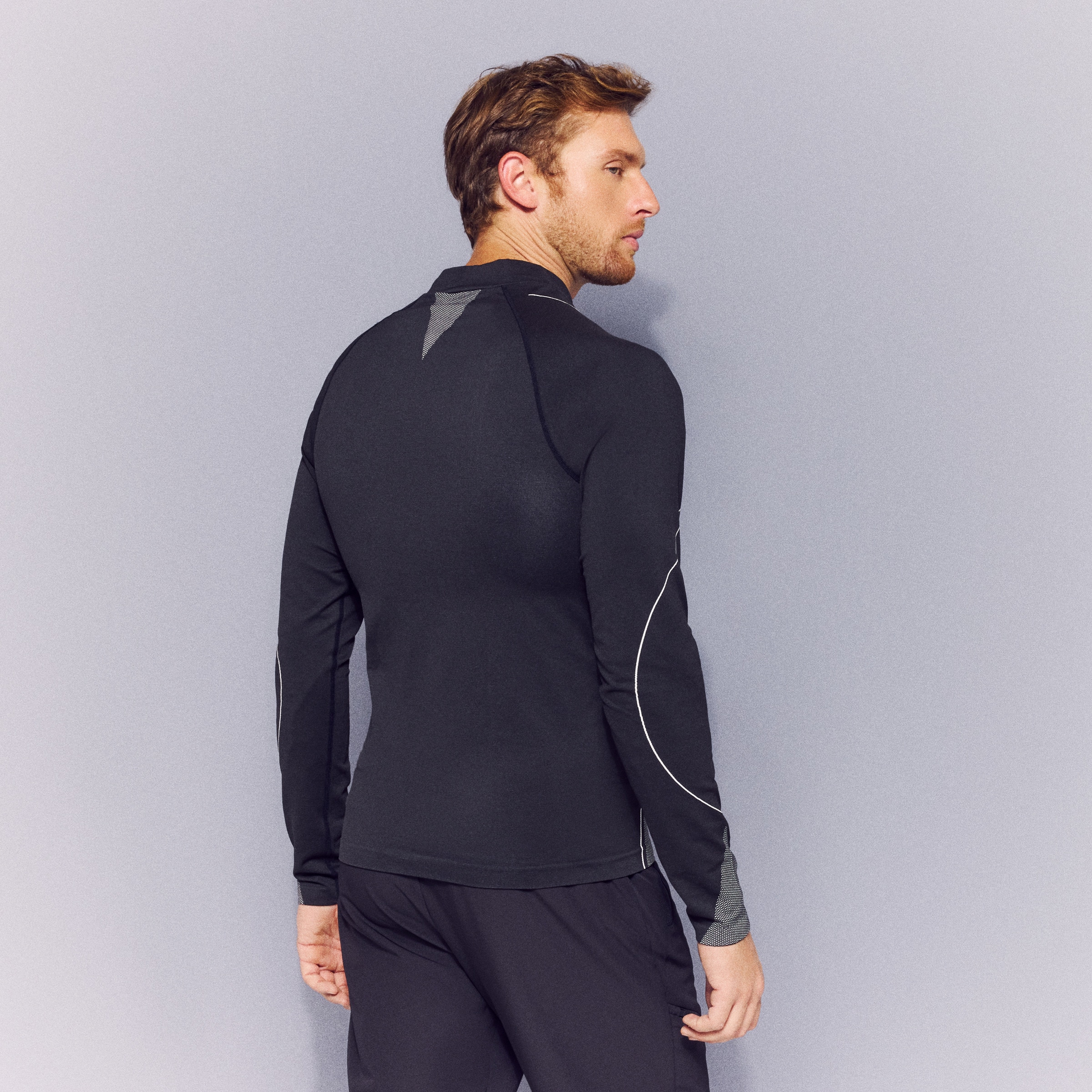 Camisola Interior Térmica de Homem com 1/2 Fecho de Correr Advance Plus Preto-3