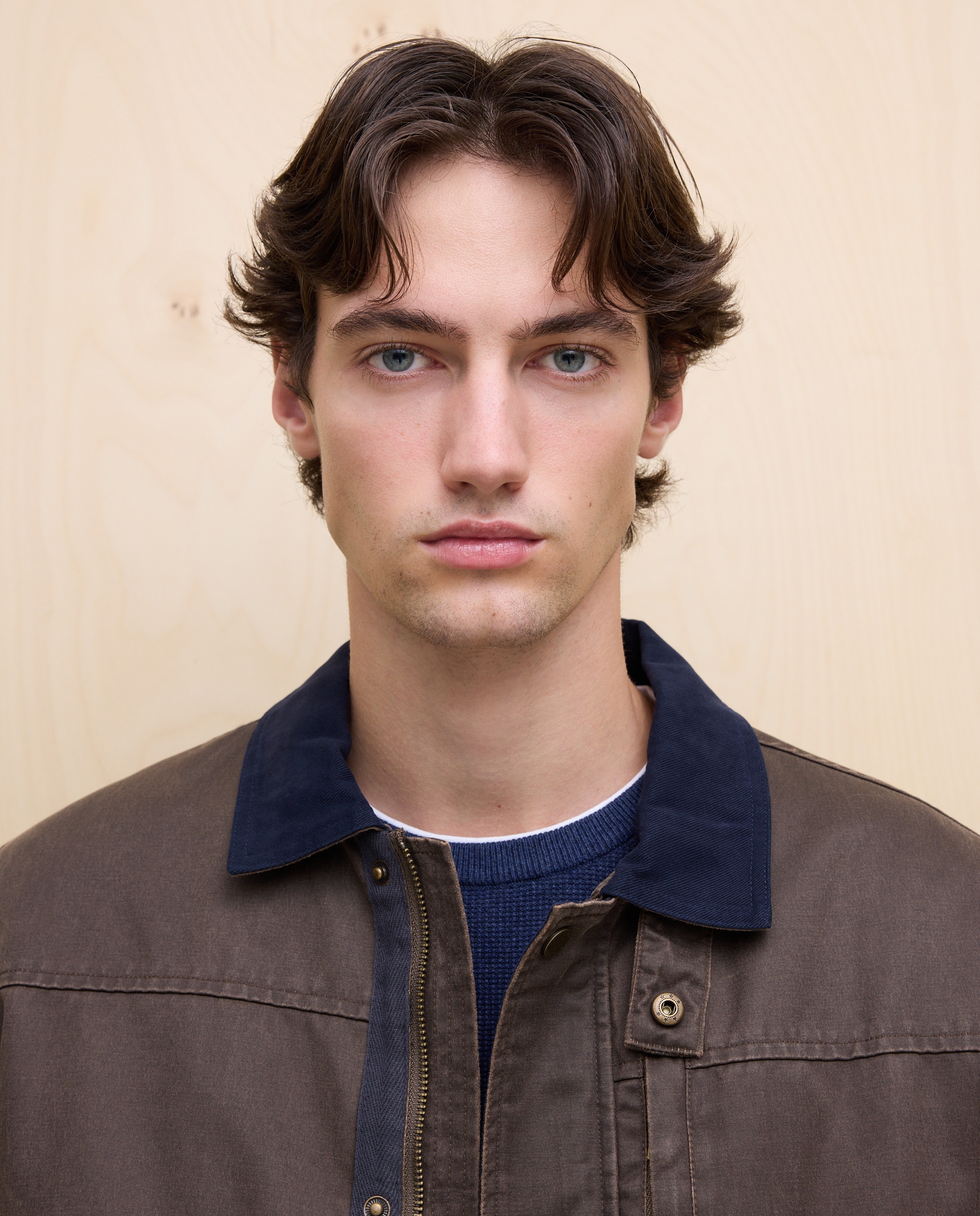 Blusão Encerado com Bolsos Chocolate-2