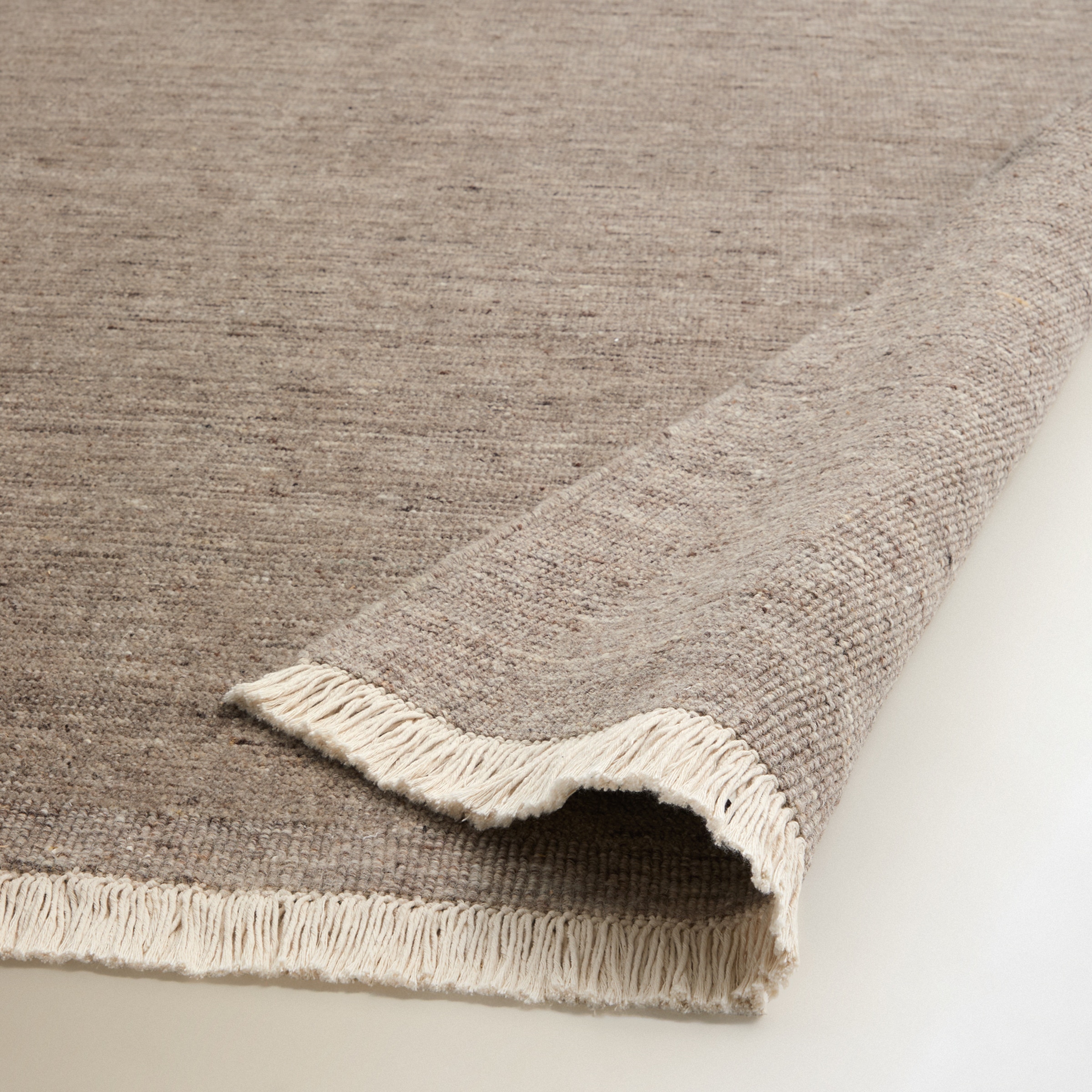 Tapete Terra Cinzento-4