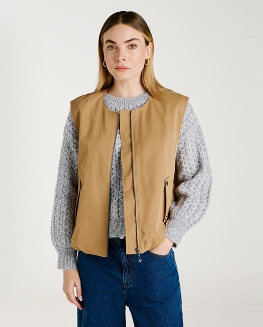 Imagen 0 de Chaleco de mujer con bolsillos