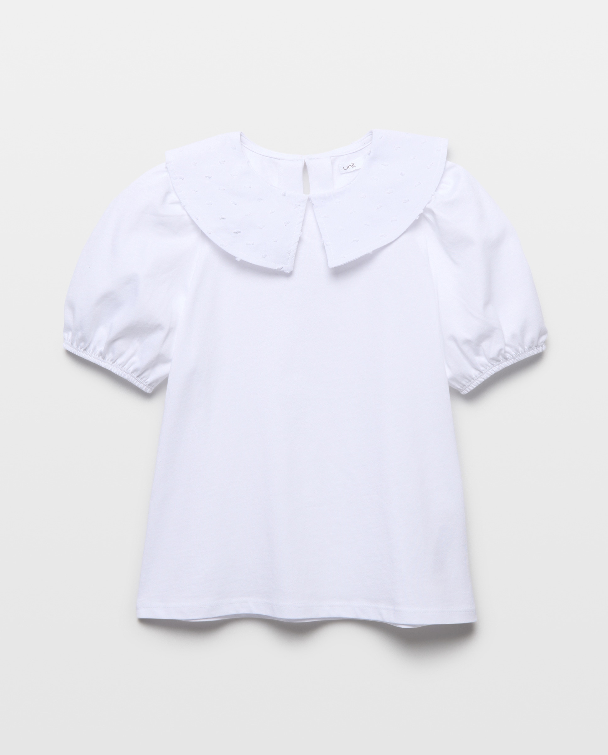 Imagen 0 de Camiseta niña cuello bordado