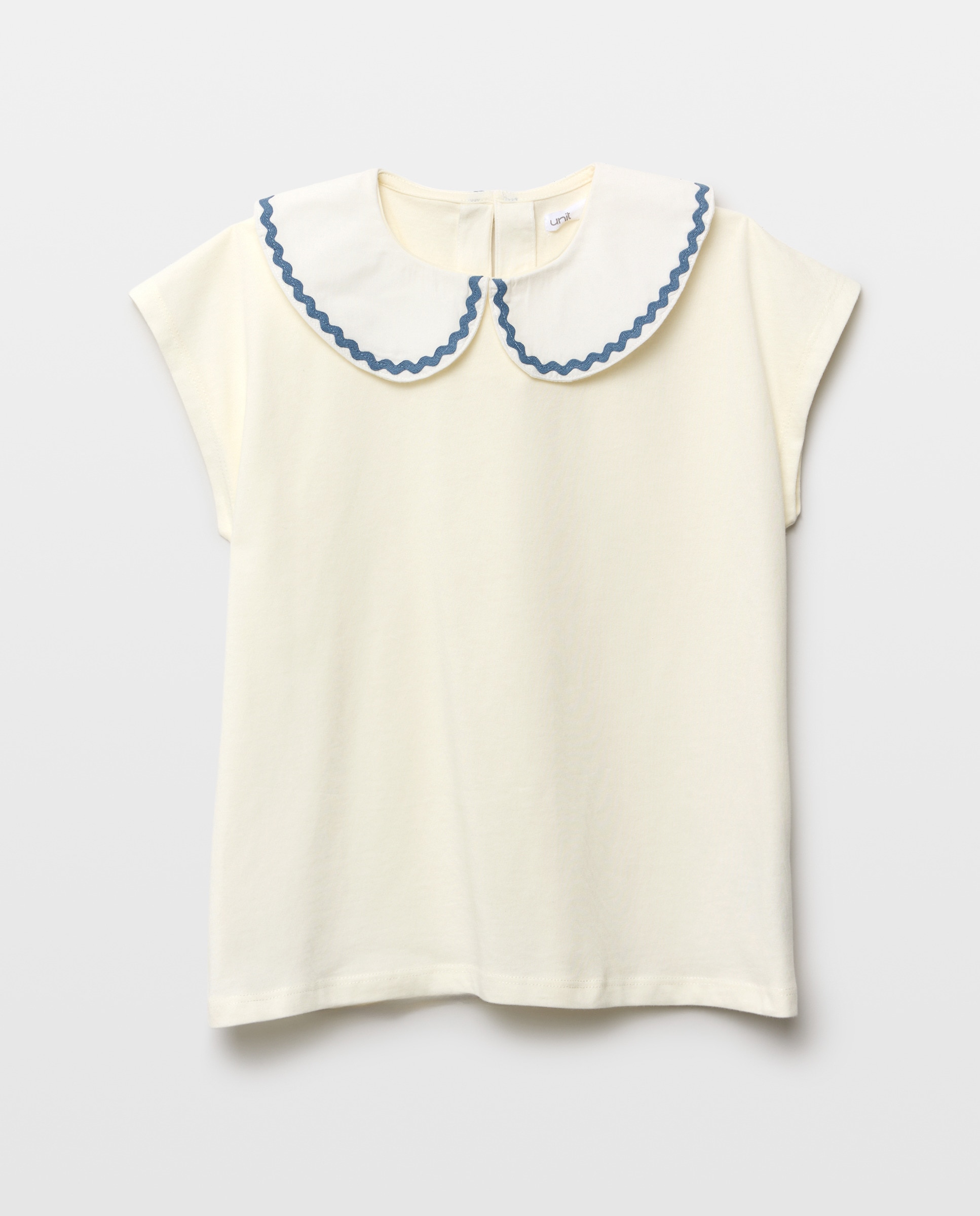 Imagen 0 de Camiseta niña con cuello con picueta