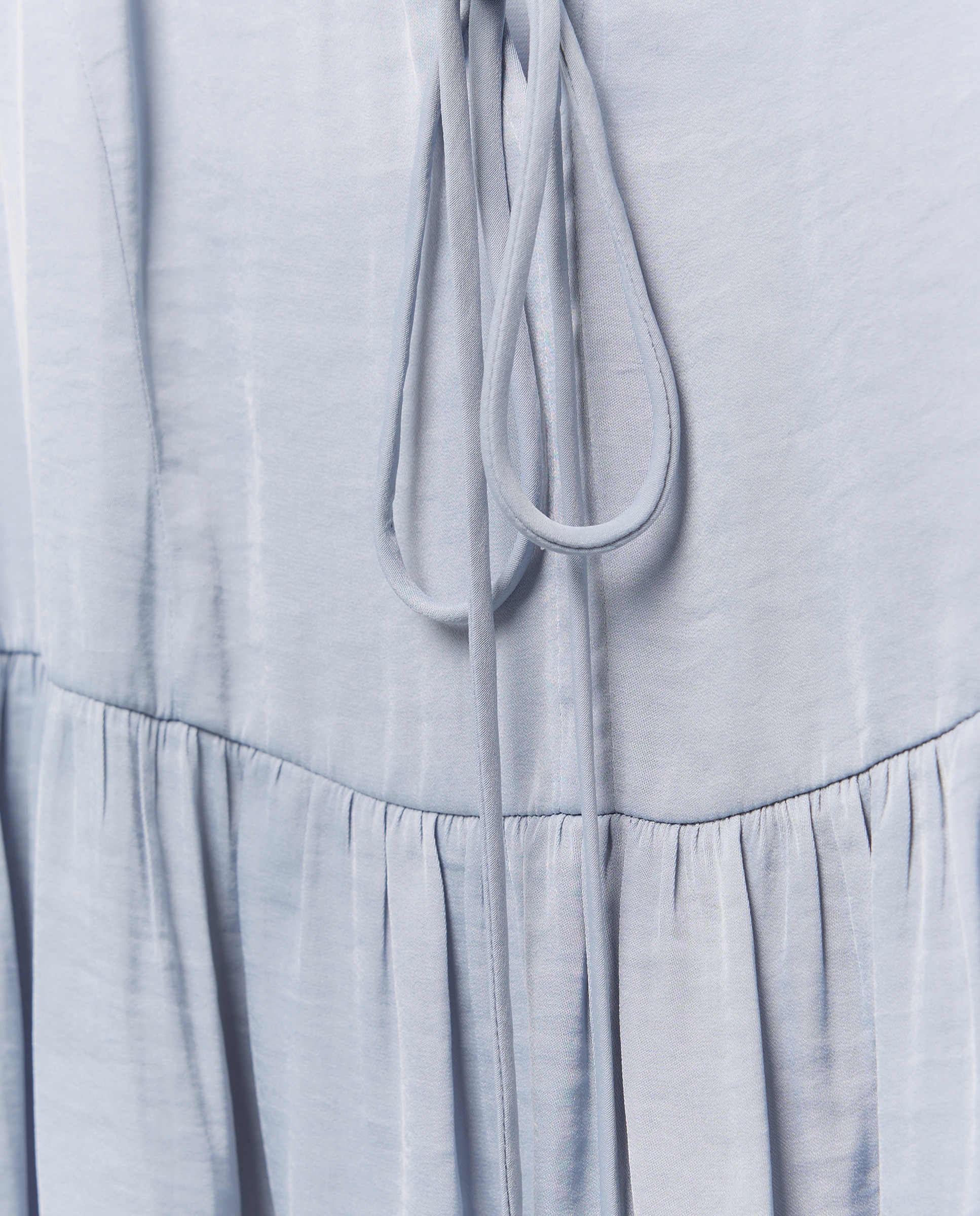 Blusa com Adorno de Cortes 410 Azul Claro-5