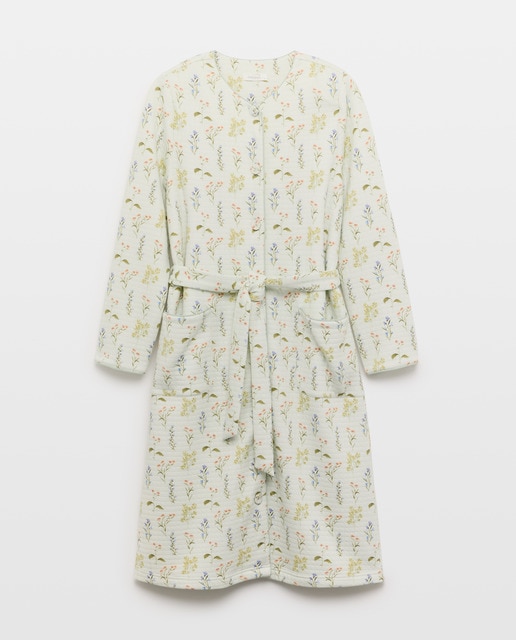 Imagem 0 de Robe com Detalhes Florais