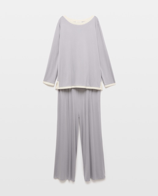 Imagem 0 de Pijama de Cetim com Vivos em Contraste