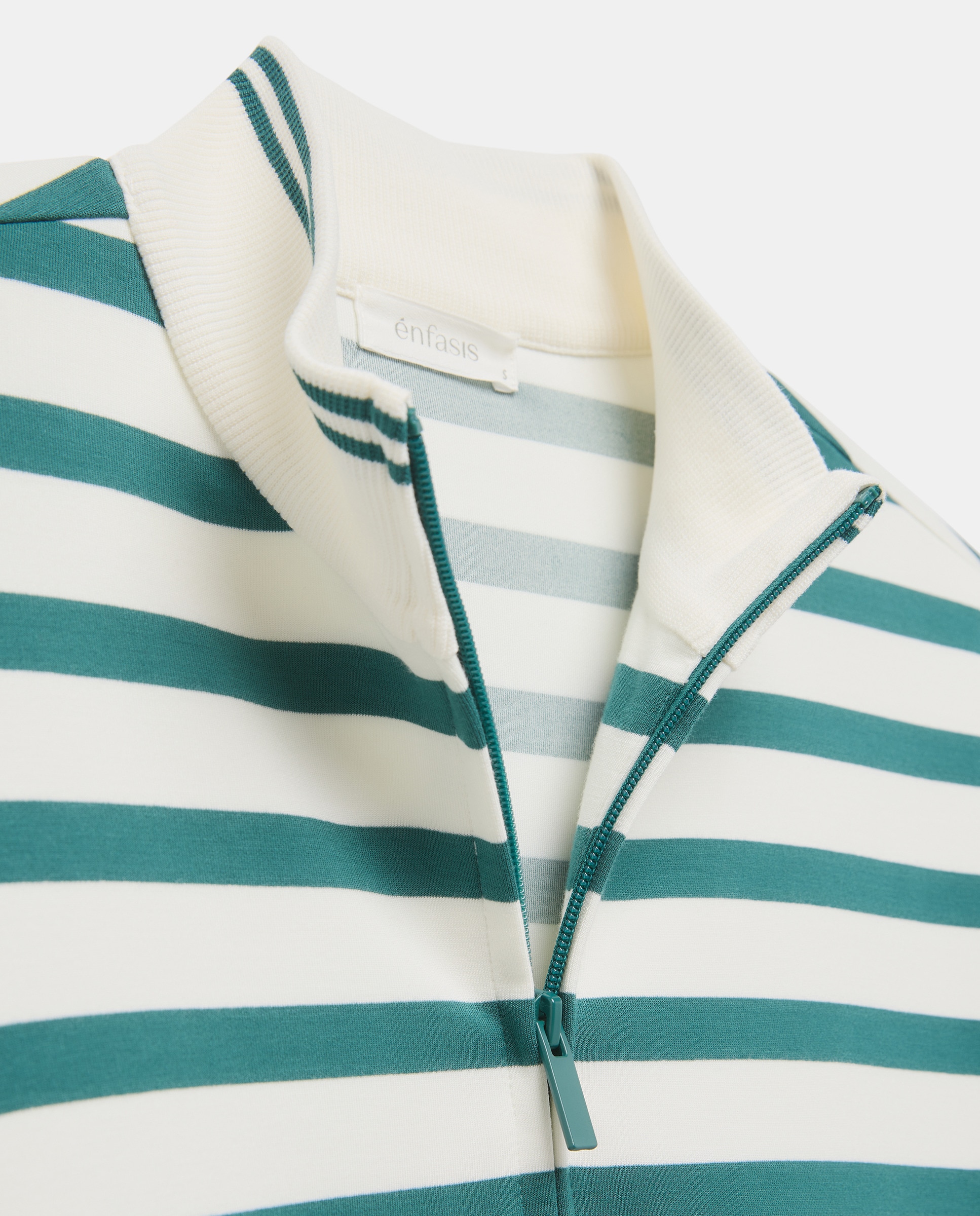 Casaco às Riscas com Colarinho de Polo Verde-5