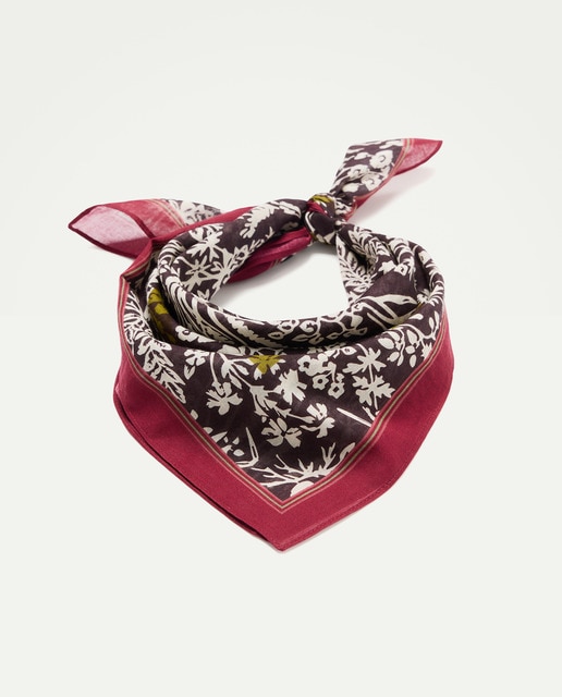 Imagen 0 de Pañuelo de mujer estampado