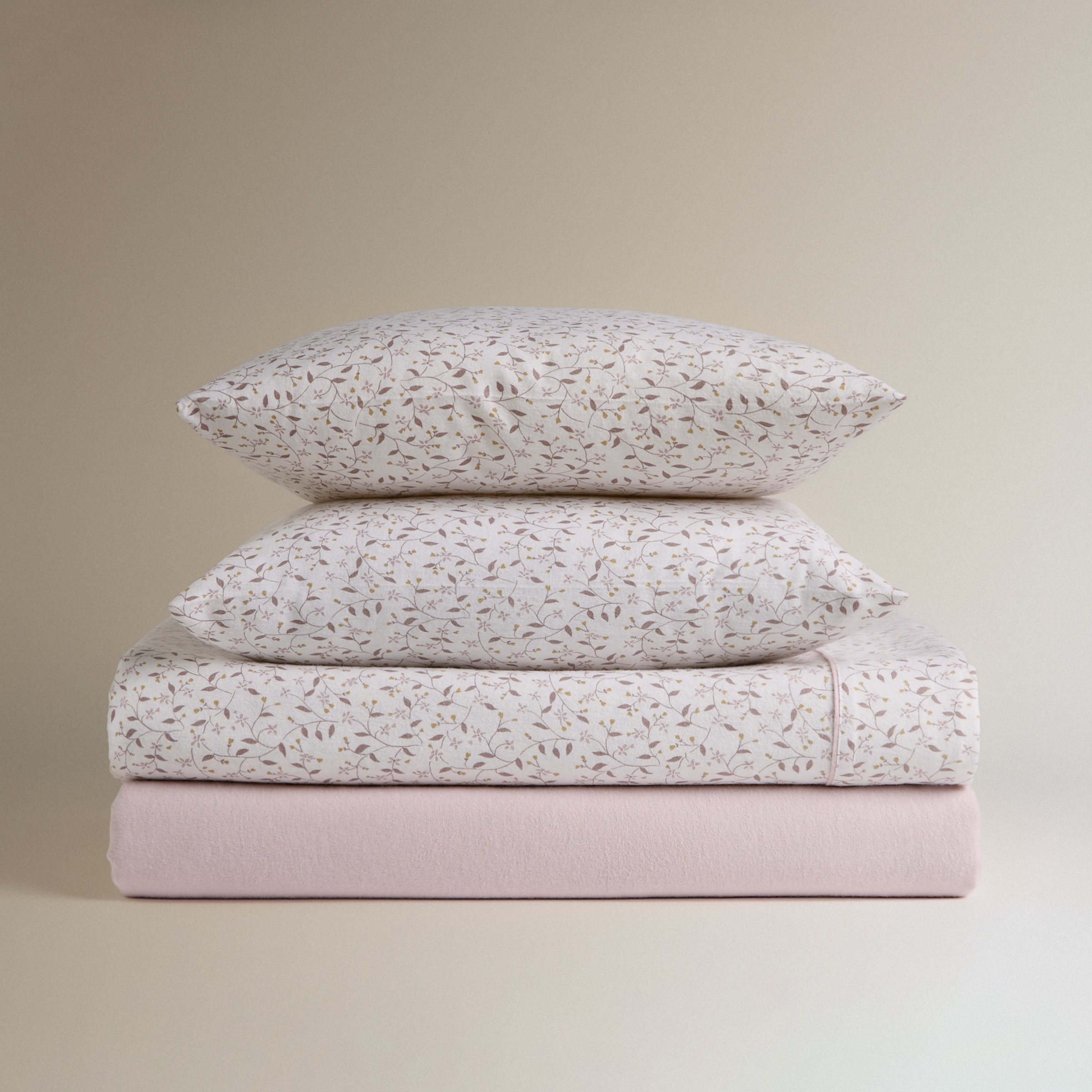 Juego de sábanas con bajera franela Elise Beige-5