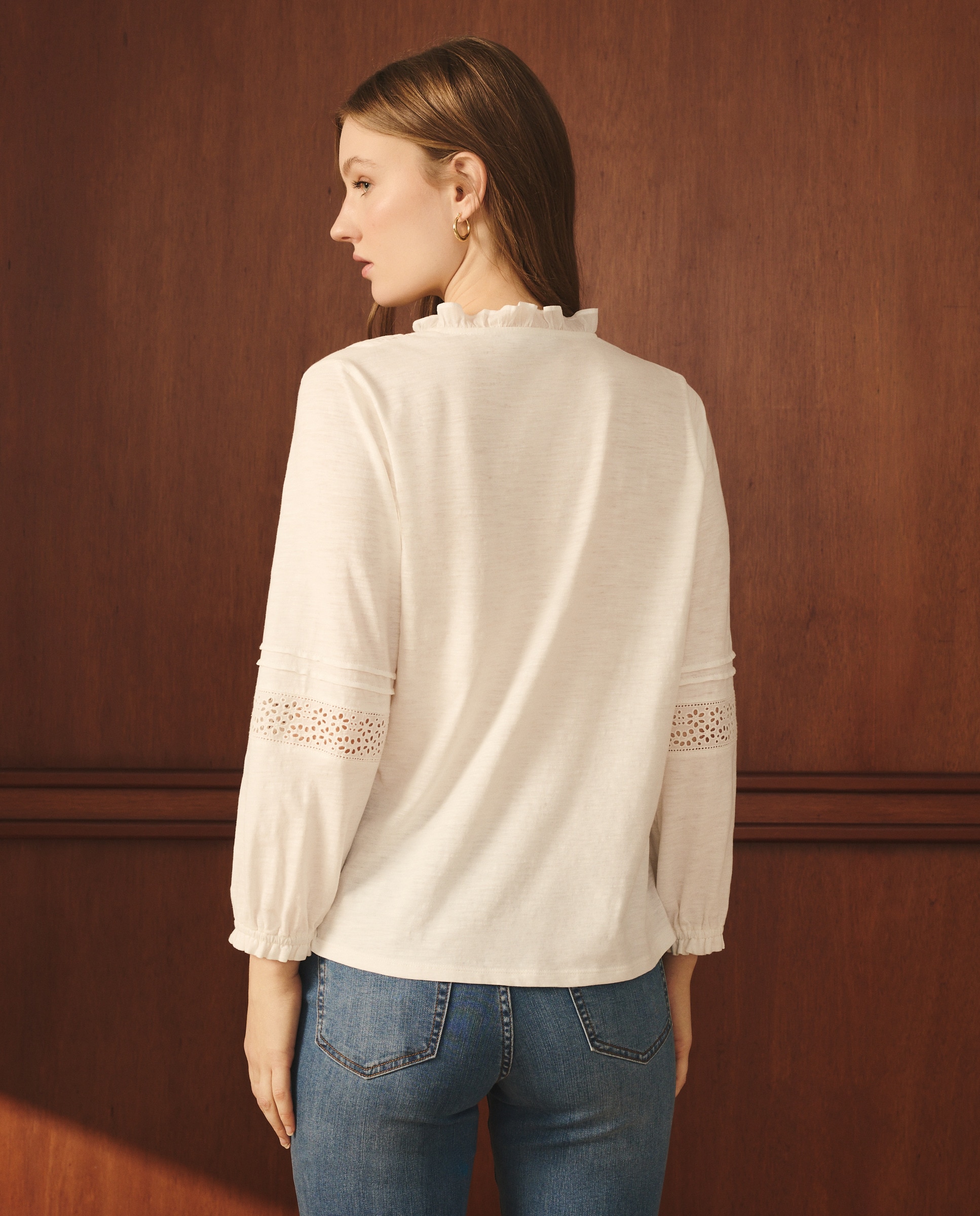 T-shirt com Rendas e Botões 120 Cru-4