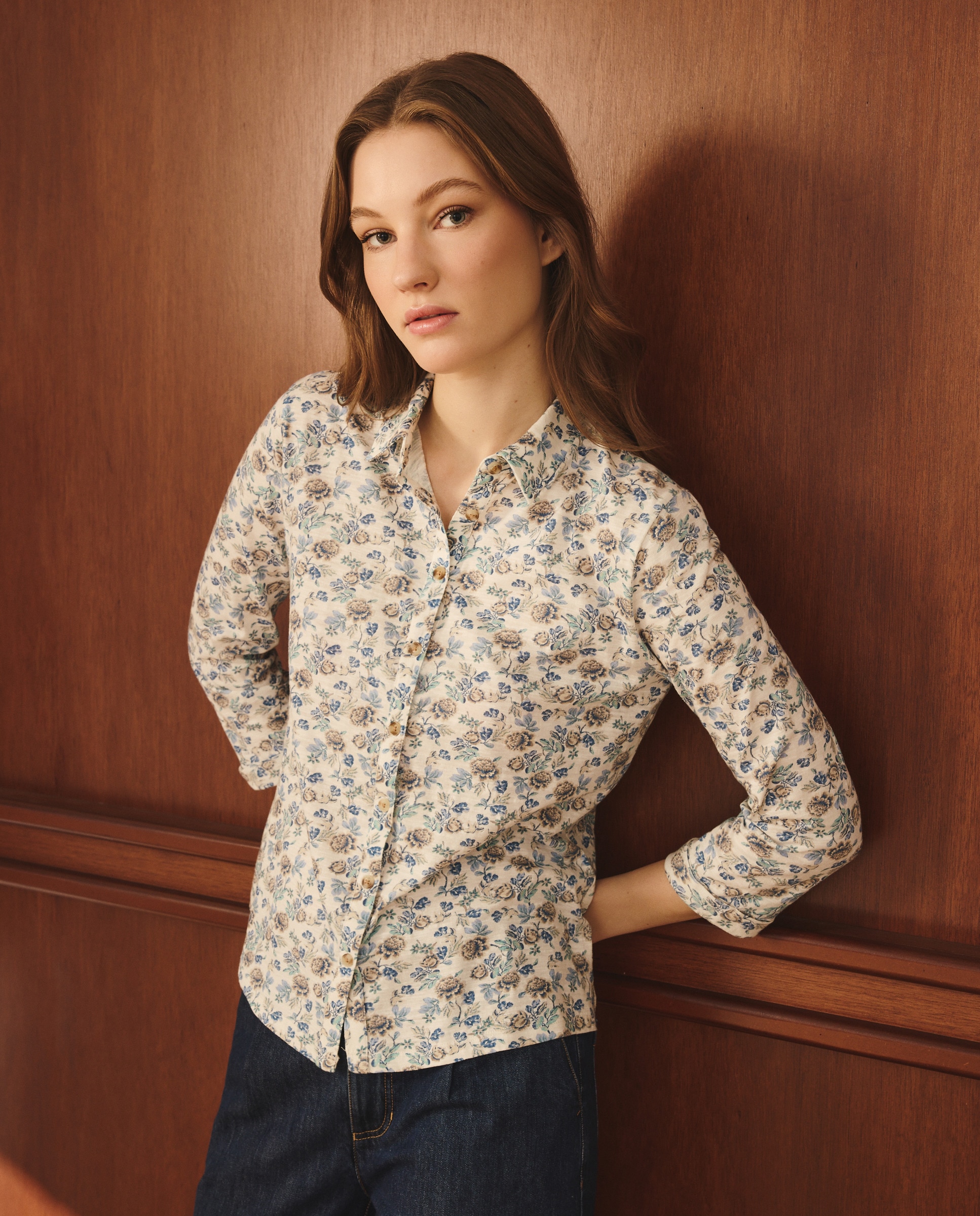 T-shirt com Colarinho de Camisa e Estampado Floral Azul-1