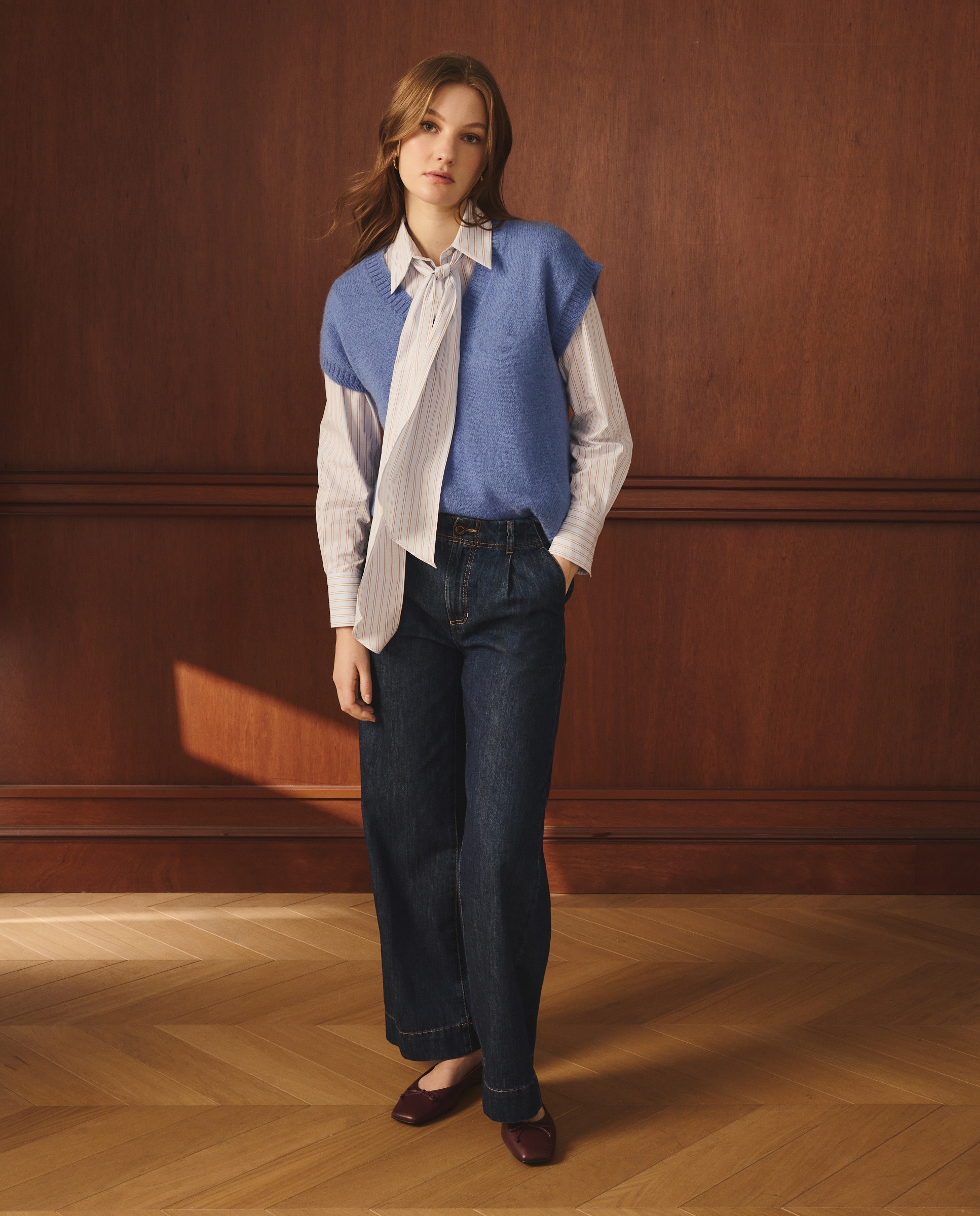 Colete com Decote em Bico 410 Azul Claro-2