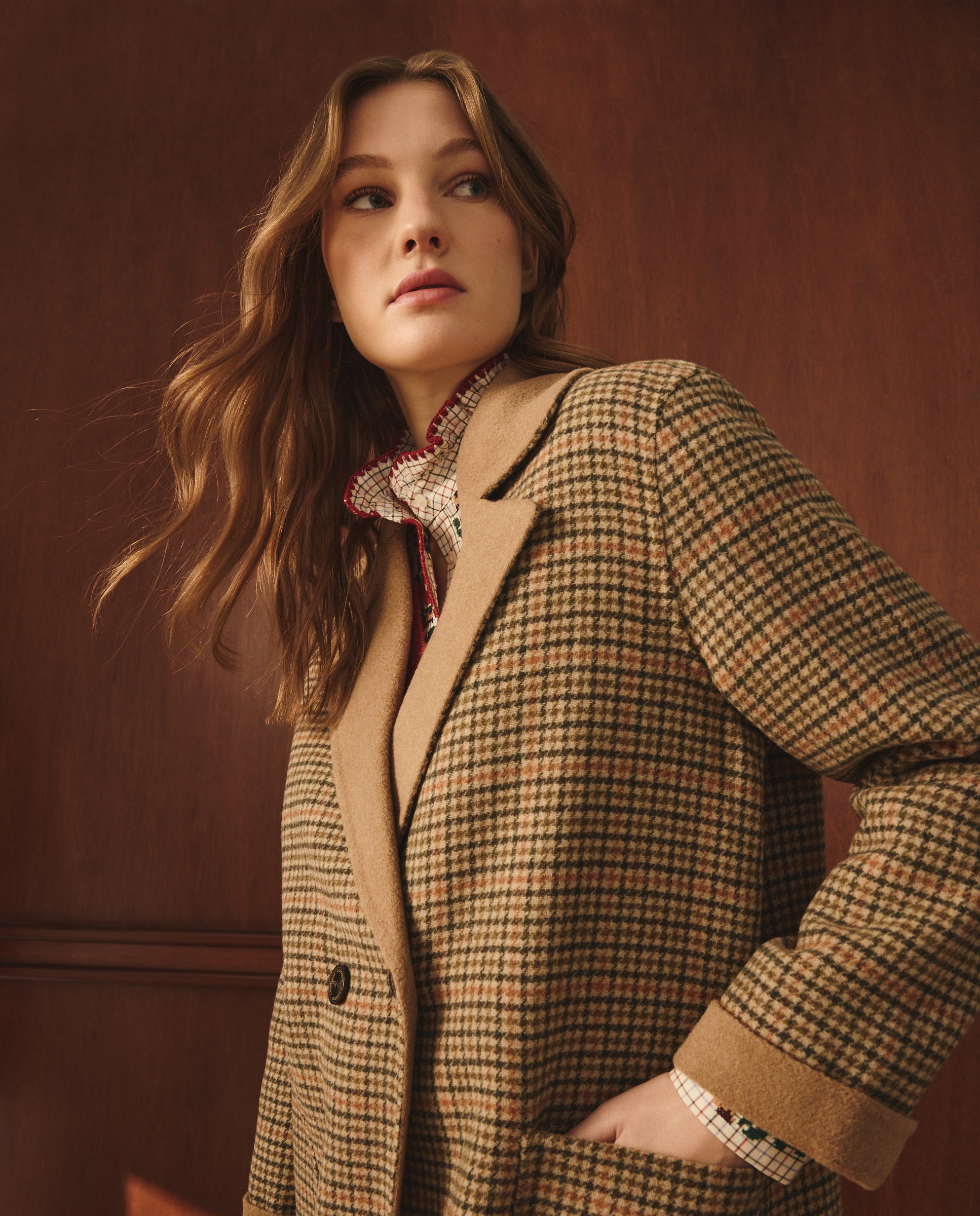 Sobretudo Comprido aos Quadrados e com Franjas 730 Camel-3