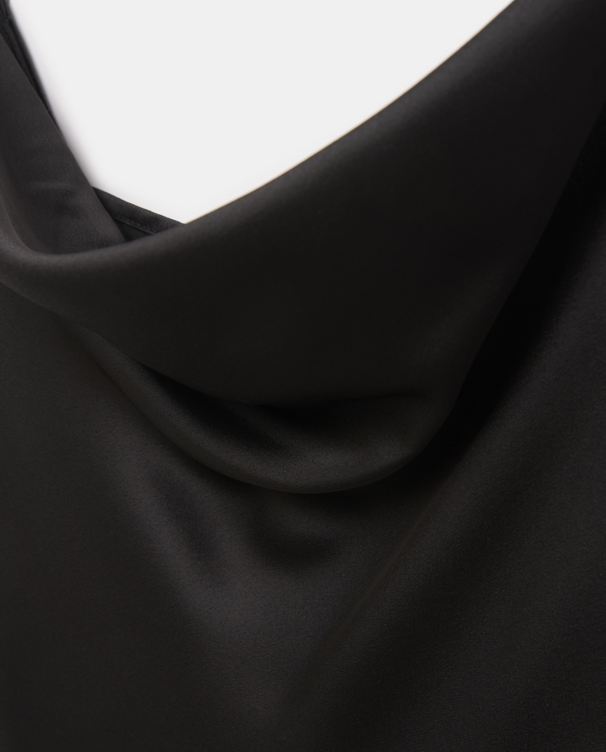 Vestido Fluido de Alças Preto-5