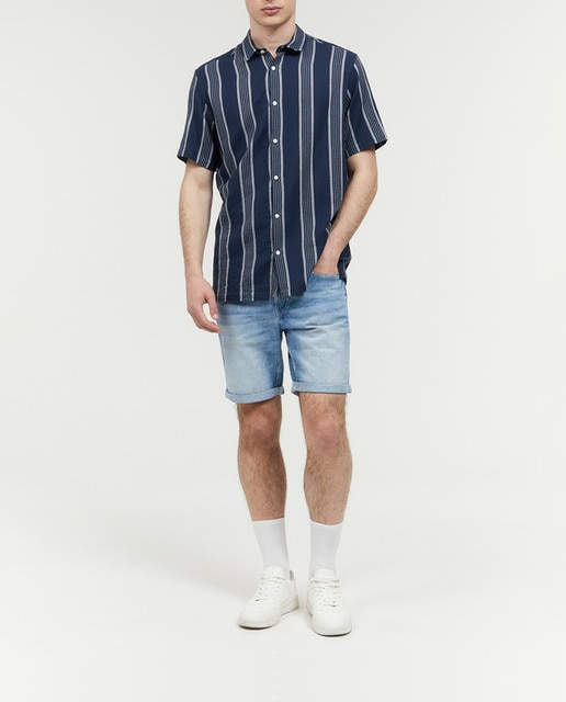 Imagen 0 de Bermuda denim de hombre