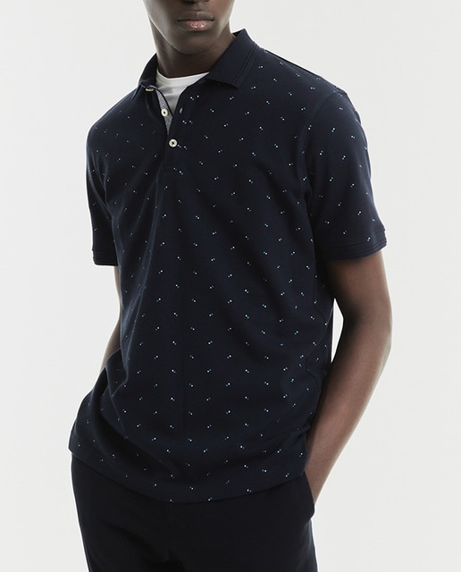 Imagen 0 de Polo piqué geométrico de hombre
