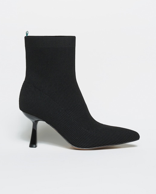 Imagen 0 de Botín tacón calcetín