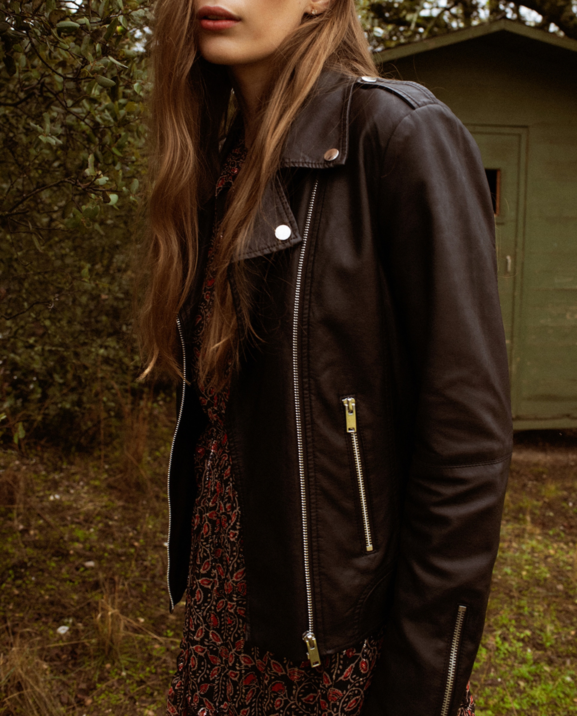 Blusão em Polipele de Manga Comprida com Fecho de Correr Preto-14