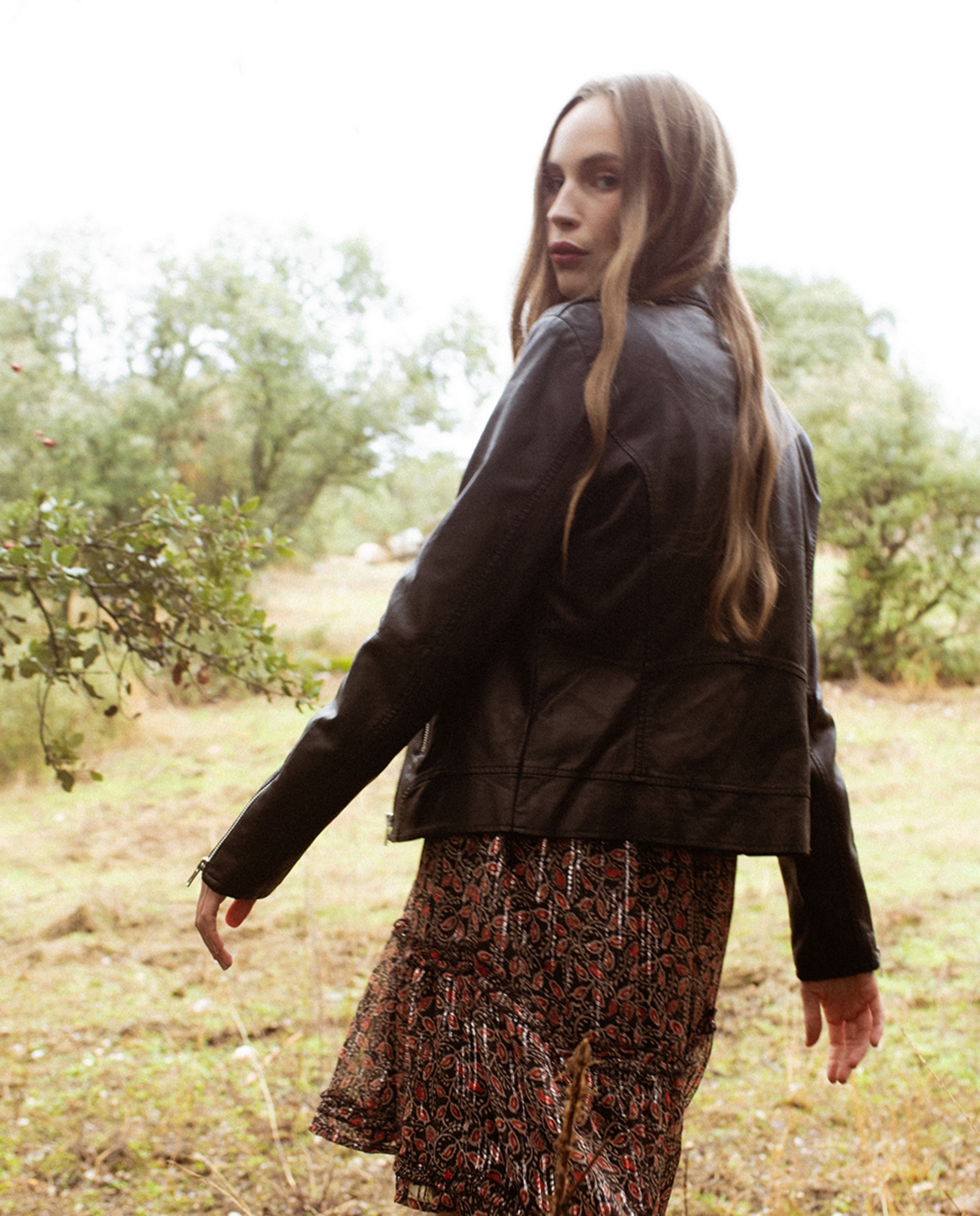 Blusão em Polipele de Manga Comprida com Fecho de Correr Preto-13