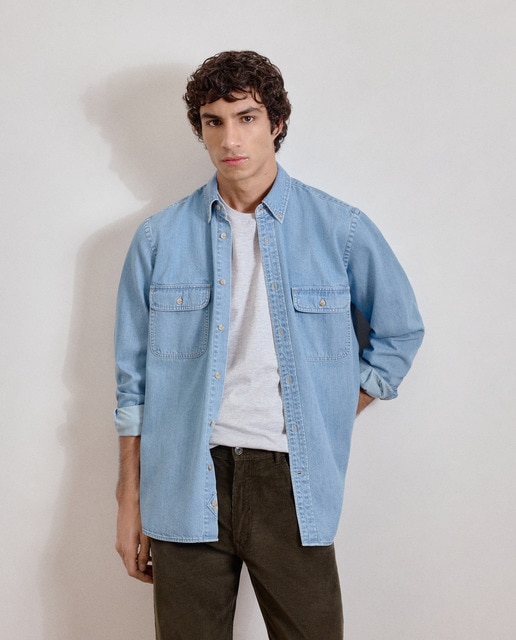 Imagem 0 de Camisa Casual de Ganga com Bolsos no Peito