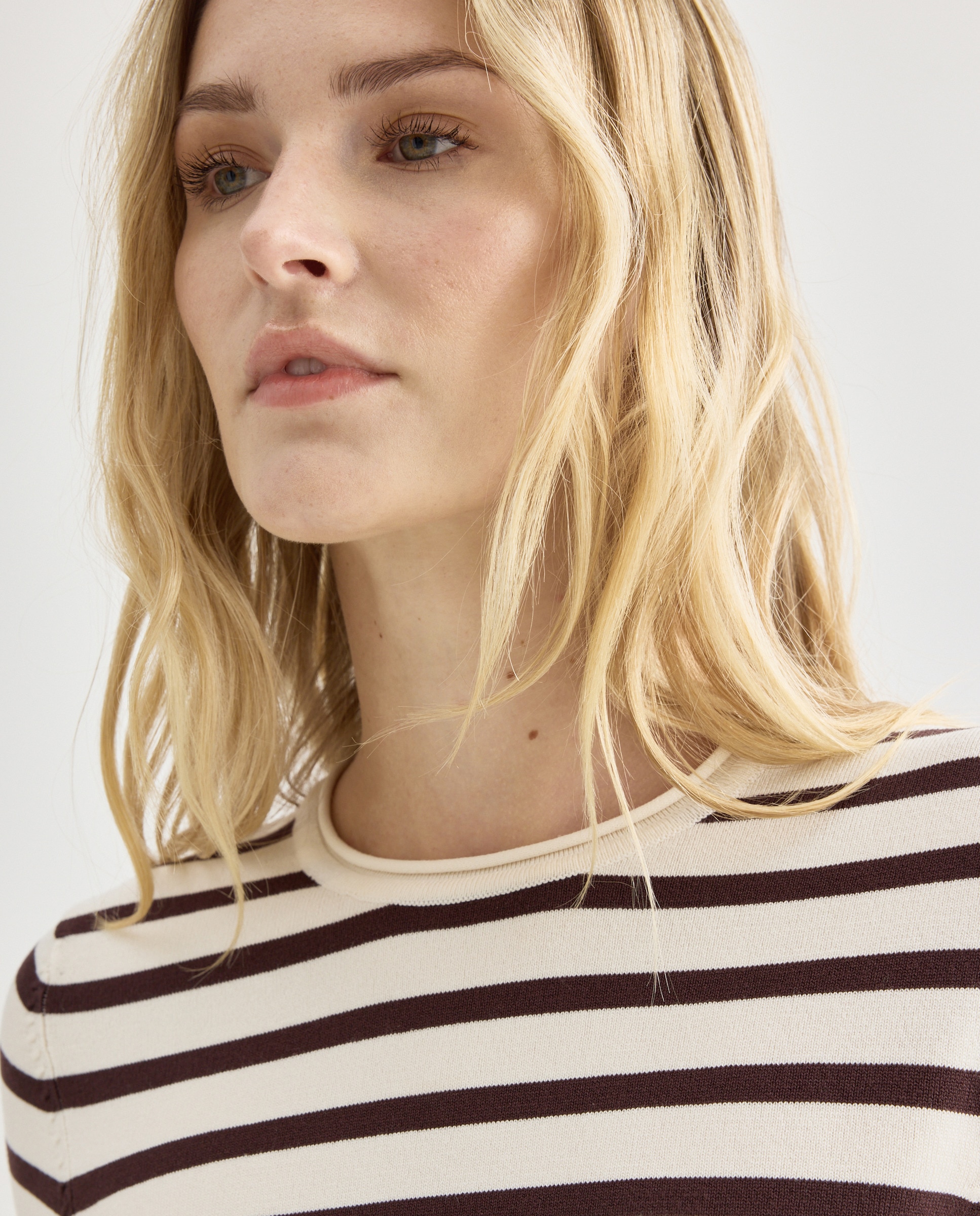 Imagen 0 de Jersey de mujer básico cuello caja