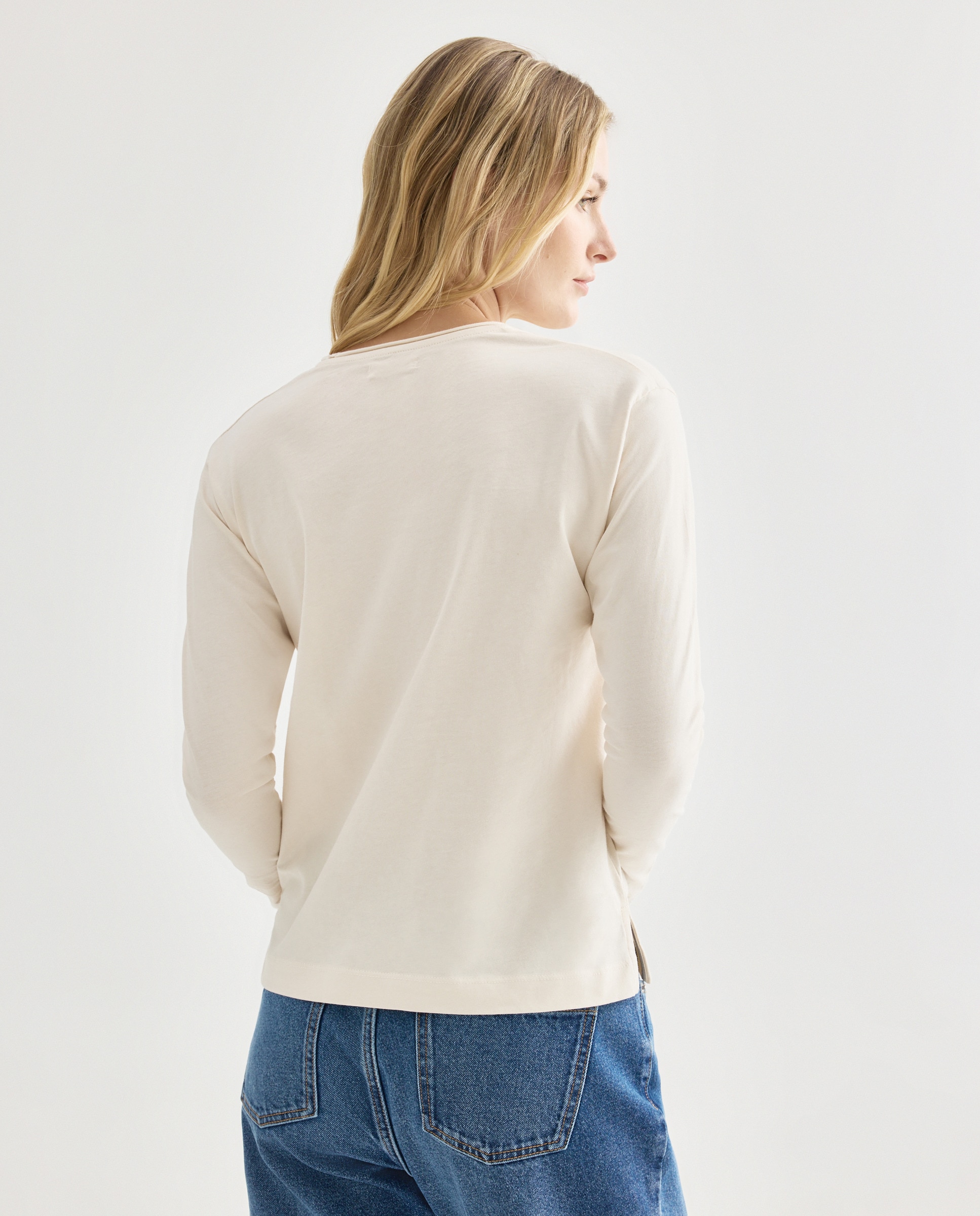 Camiseta básica de mujer cuello caja 120 Crudo-3