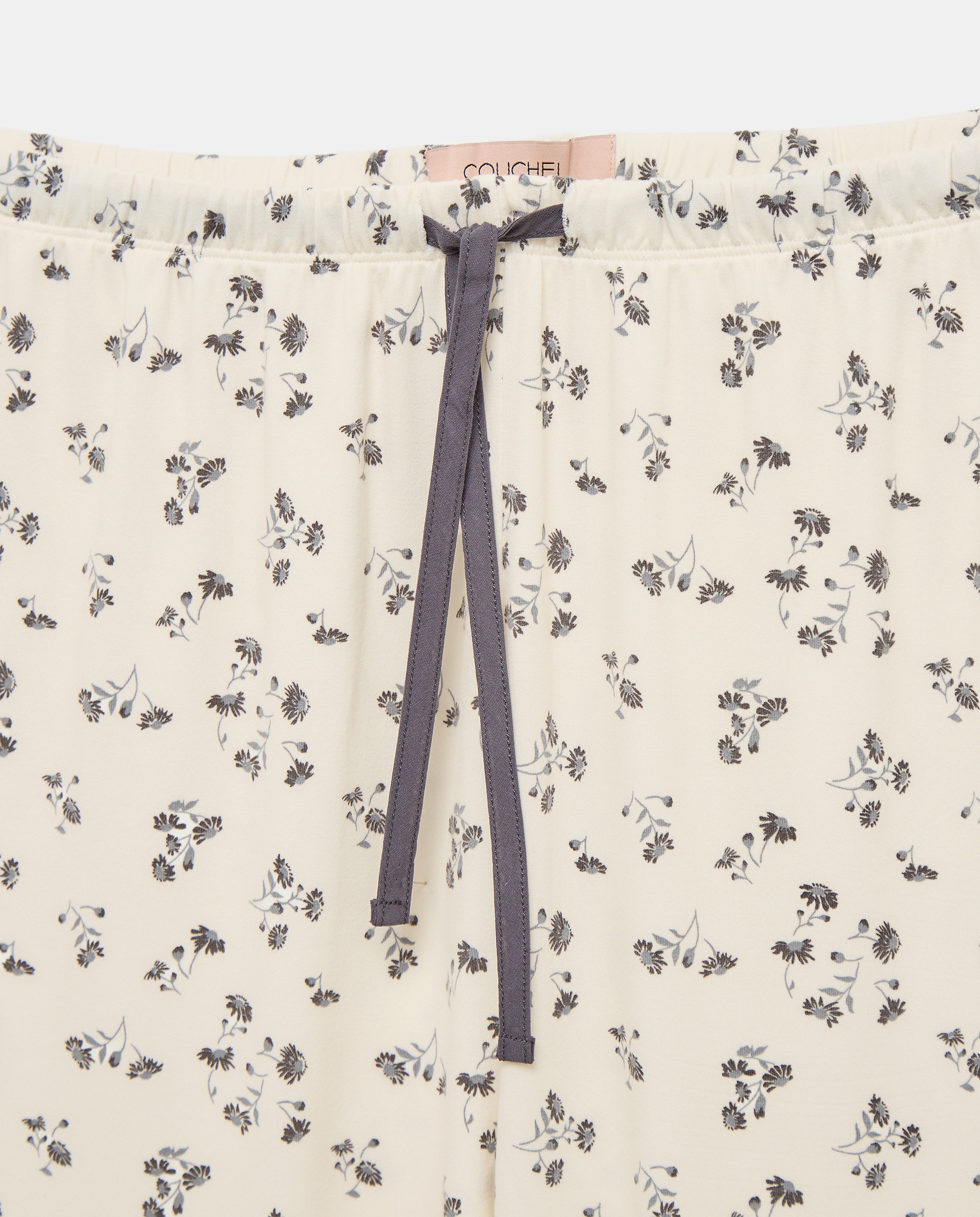 Pijama Camiseiro com Estampado Floral Branco-2