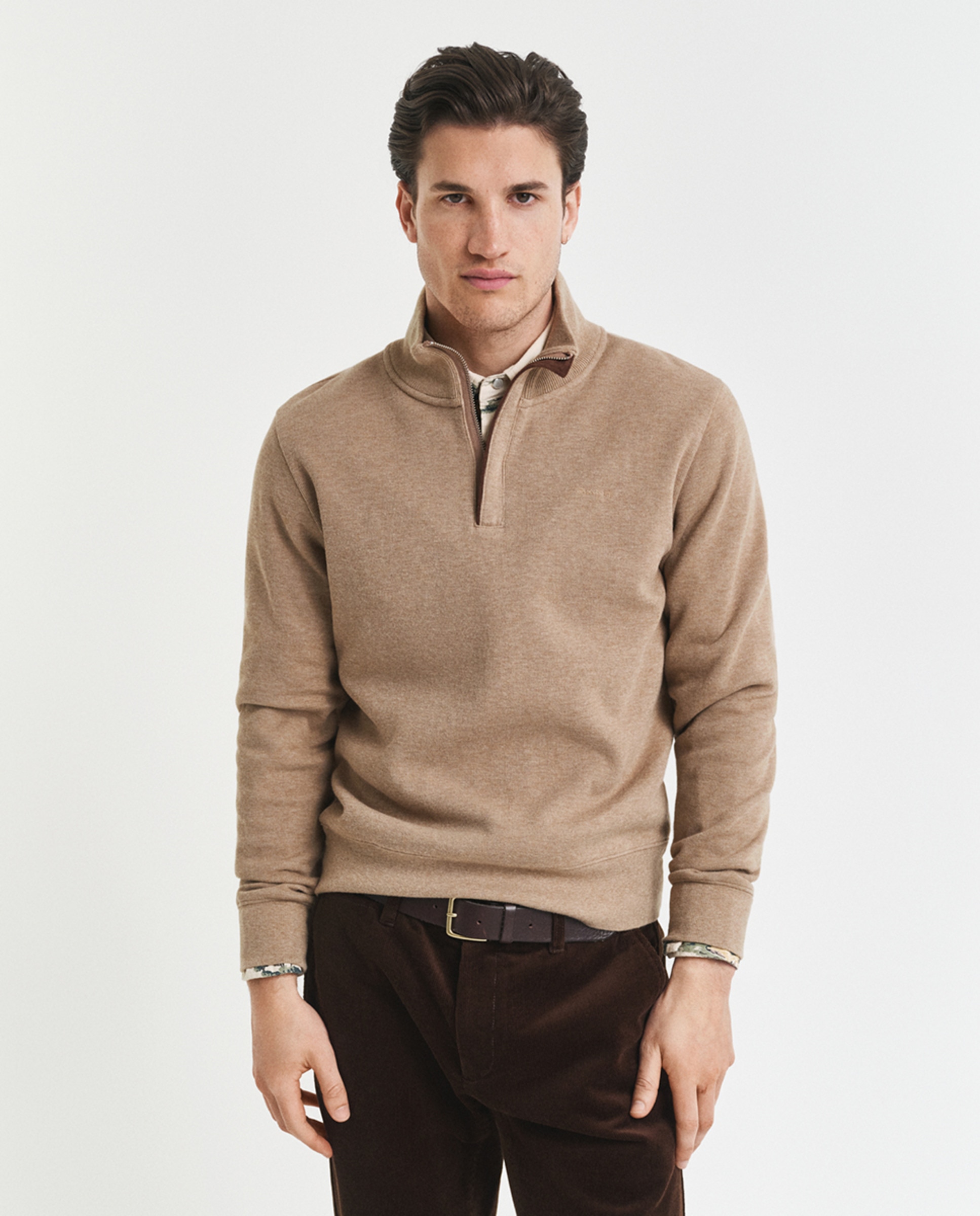 Sweatshirt Sacker Rib com Meio Fecho de Correr Tamanhos Grandes Caqui-1
