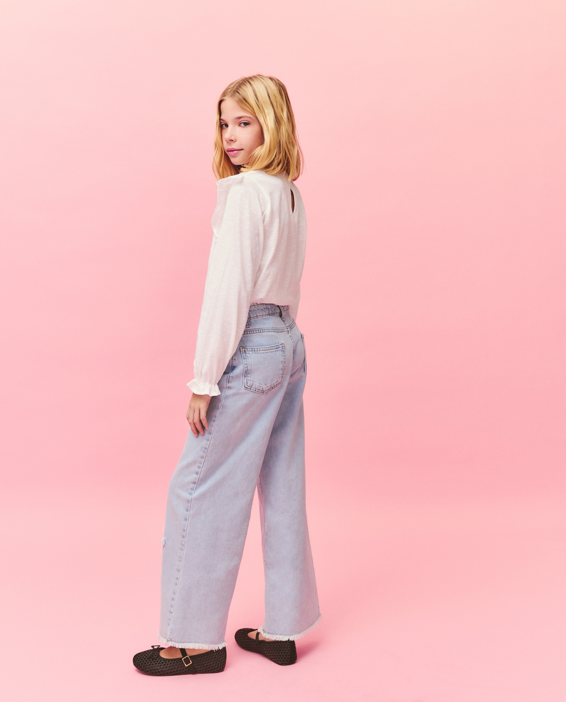 Jeans Wide Leg com Estampado e Remendos de Estrelas Cinzento-claro-4