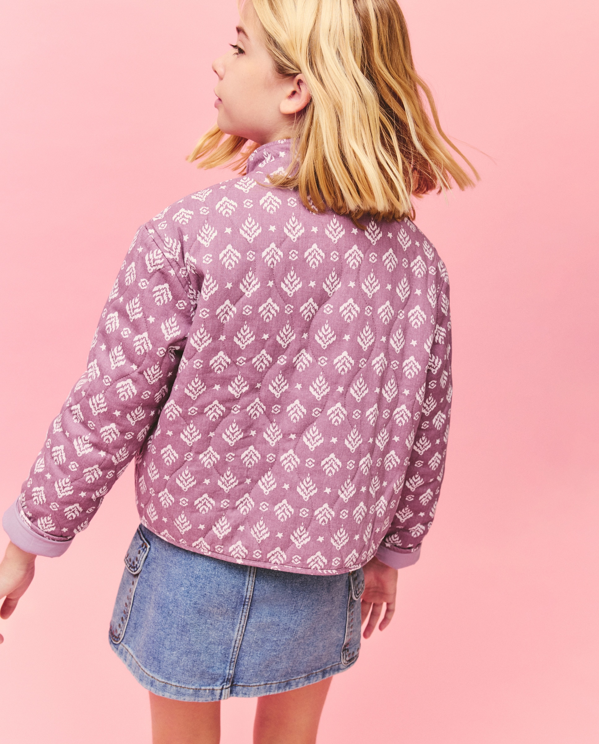 Casaco Acolchoado Quilted aos Losangos Estampado Rosa-3