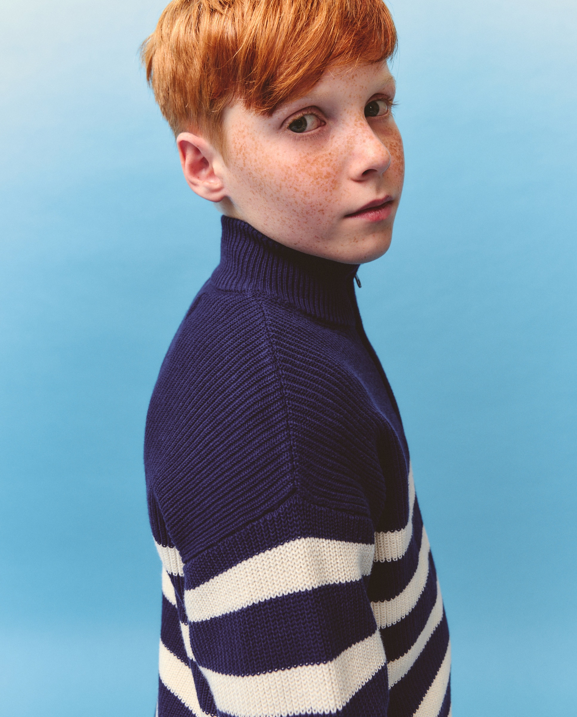 Camisola de Malha com Risca e Fecho de Correr Azul-4