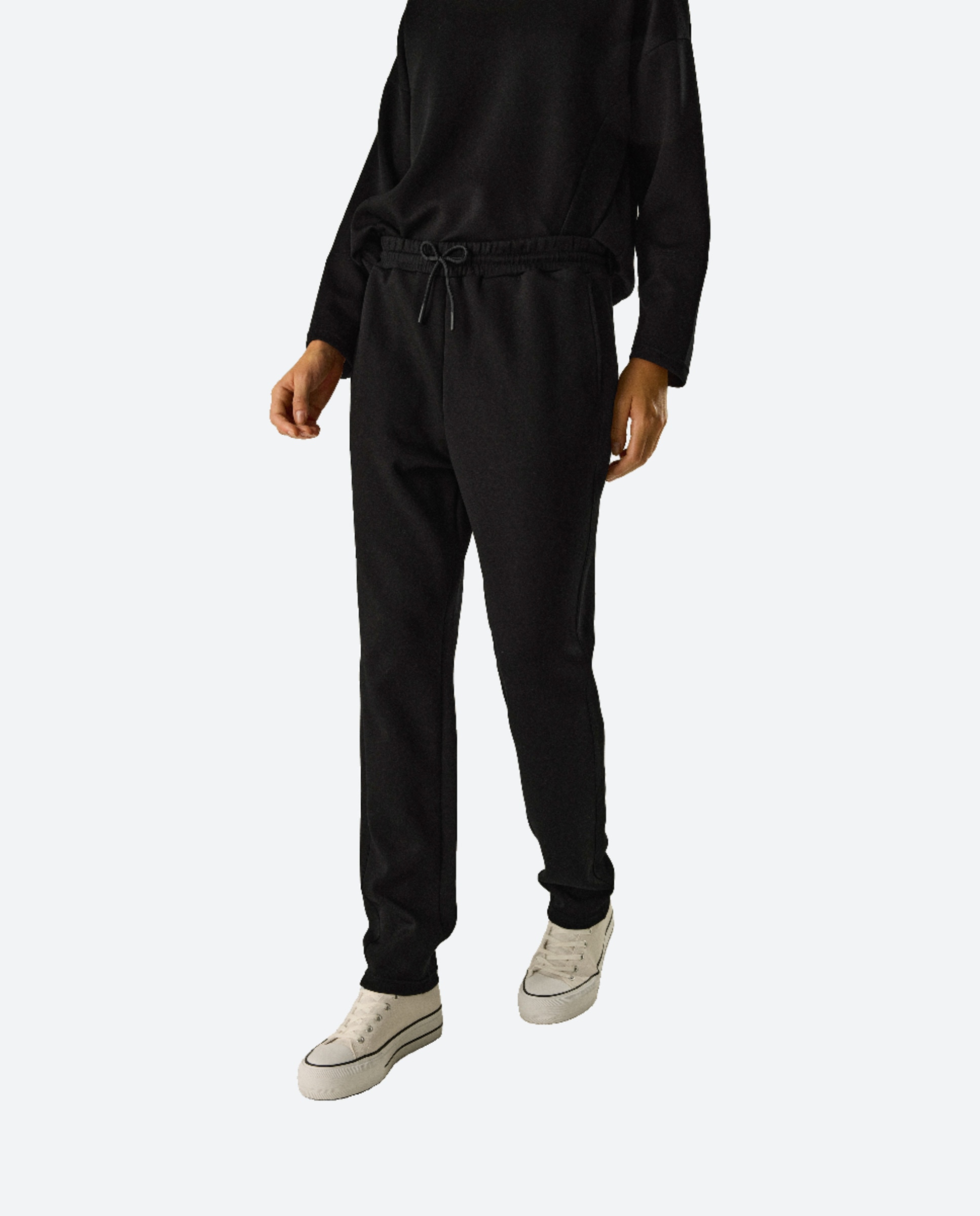 Imagen 0 de Pantalón de mujer jogger deportivo con ajuste en cintura y bolsillos laterales