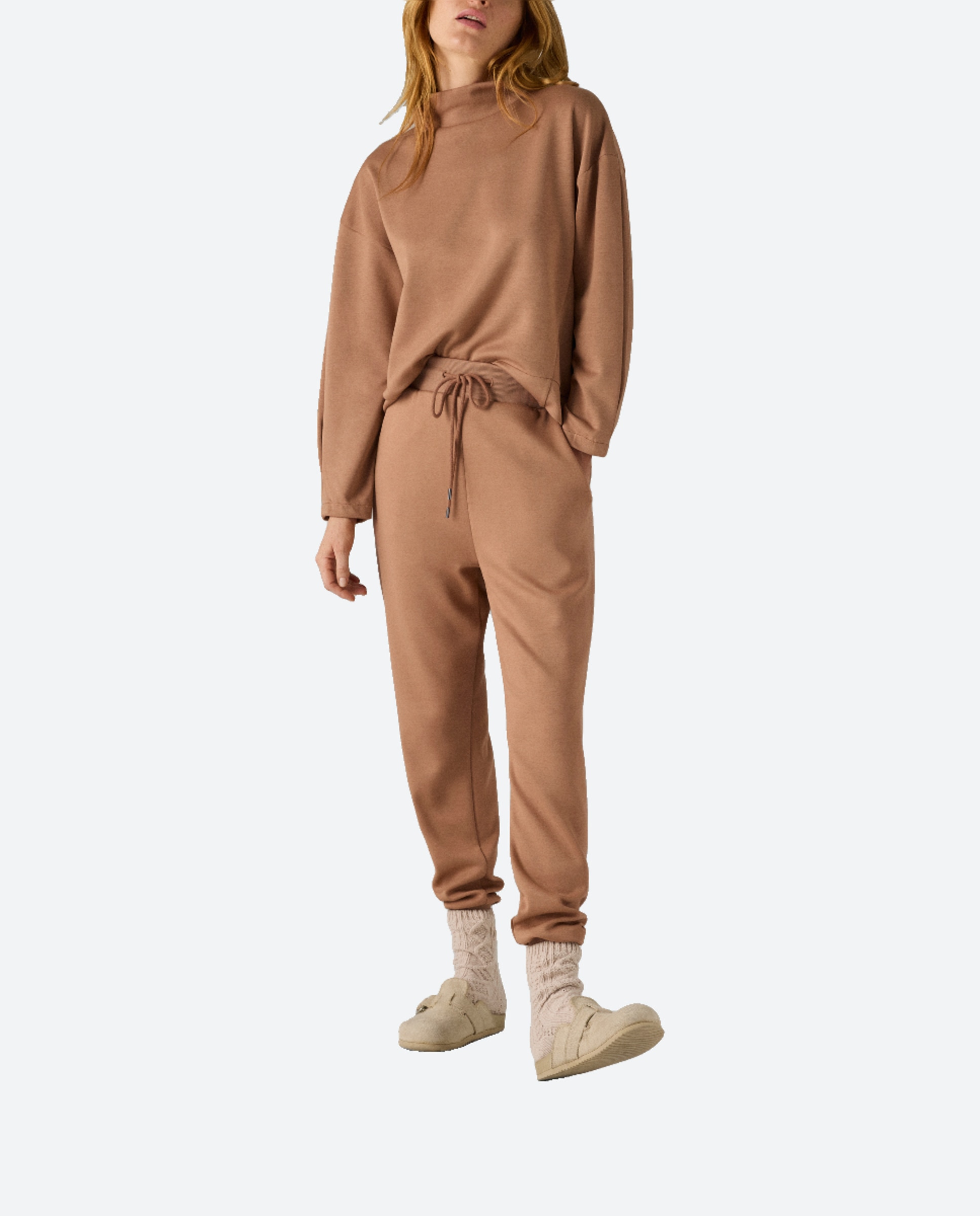 Imagen 0 de Pantalón de mujer de estilo jogger