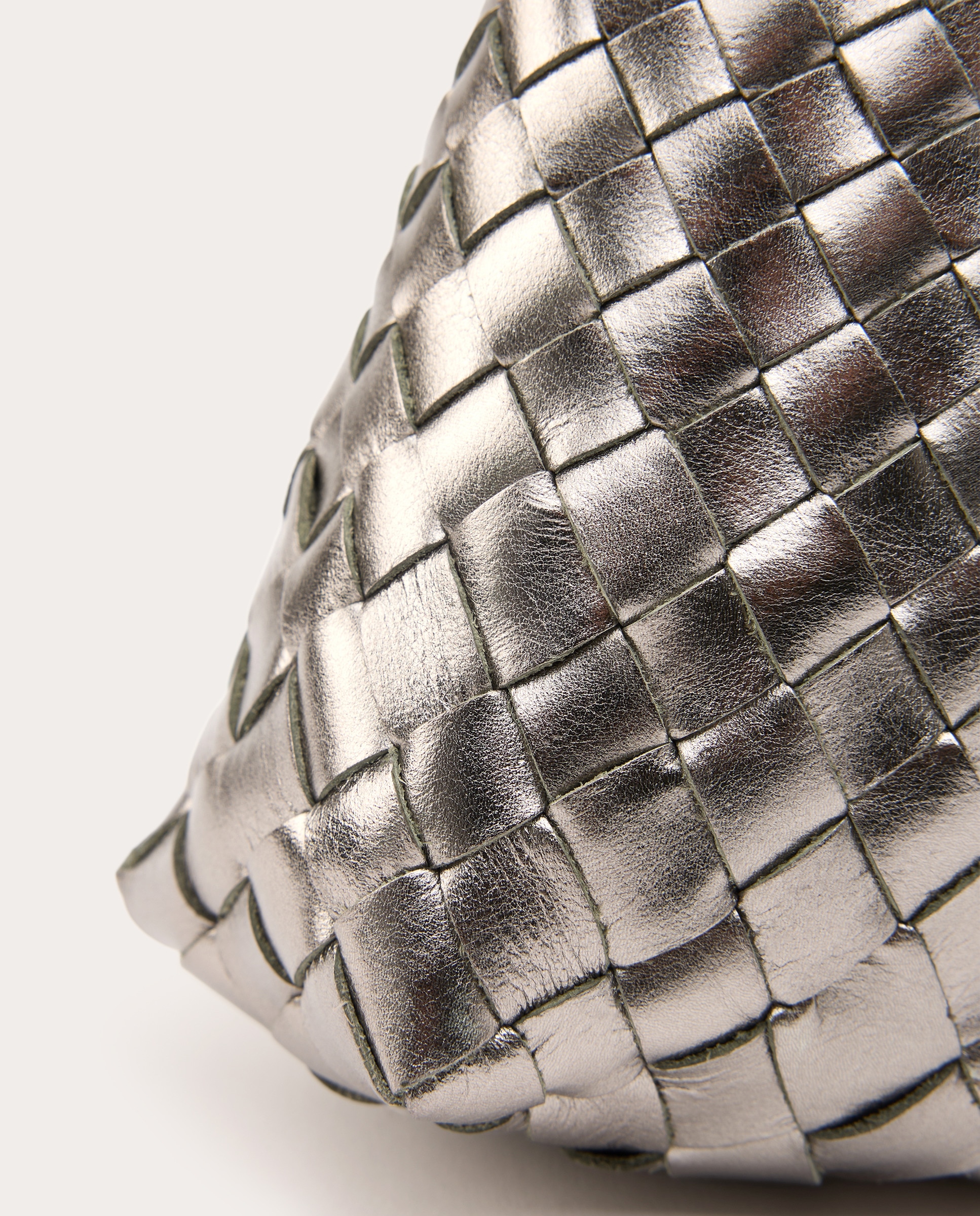 Bolso de hombro Rosanna de piel Plata-3