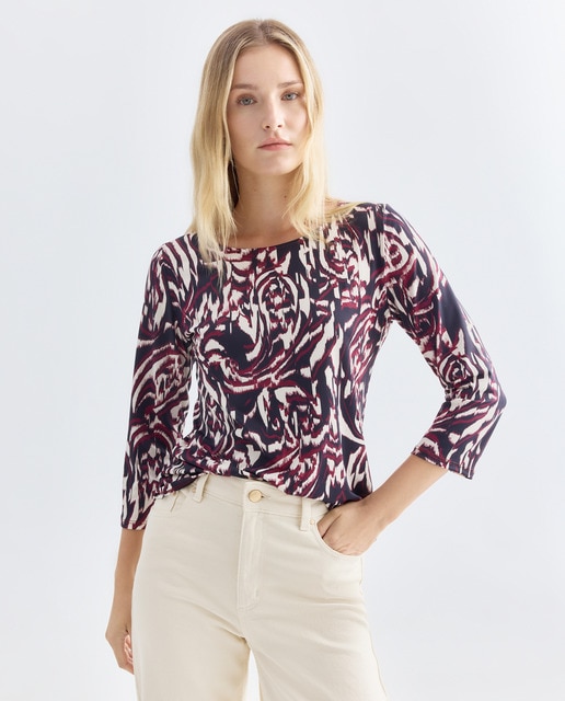 Imagen 0 de Camiseta de mujer estampada manga 3/4