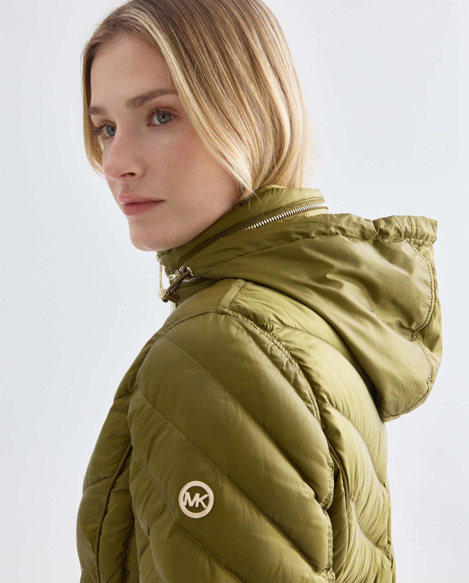 Blusão acolchoado de mulher Michael Michael Kors com capuz e fecho de correr Verde-4