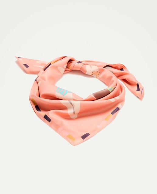 Imagem 0 de Lenço Acetinado com Estampado de Nadadoras