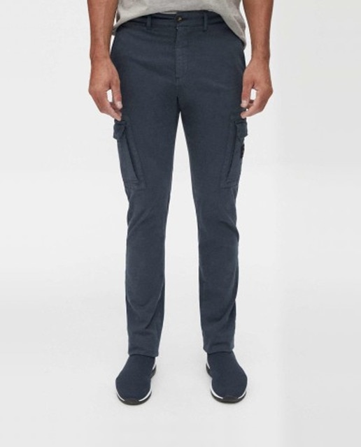 Imagen 0 de Pantalón multibolsillo de fit regular y bolsillos diagonales