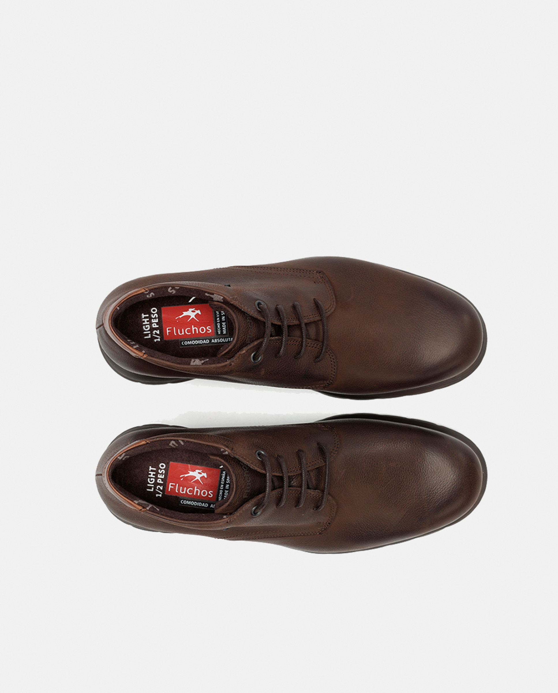 Botins em Pele Engordurada com Pala Lisa Castanho-5