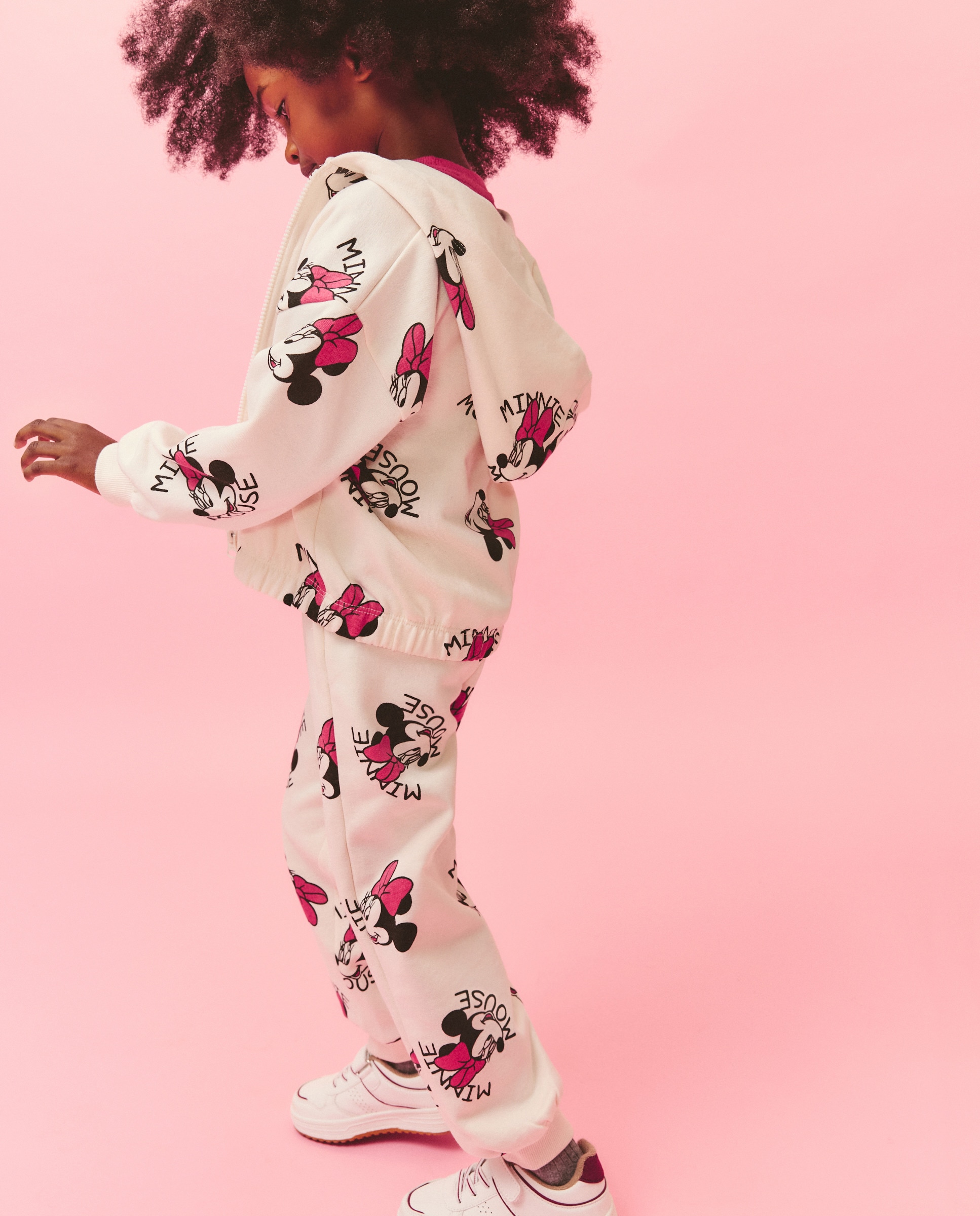 Conjunto de Três Peças: Sweatshirt Aberta com Capuz e Calças Minnie Branco-3