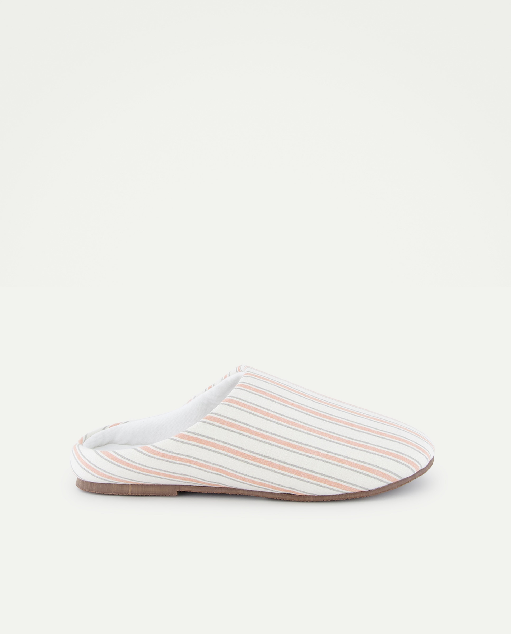 Imagen 0 de Zapatilla infantil abierta