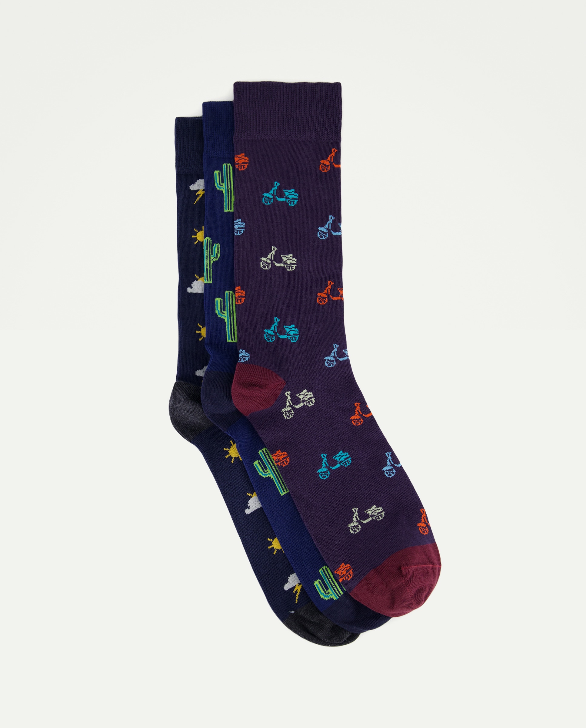 Imagem 0 de Pack de Três Pares de Meias Compridas com Fantasia. Produto Fabricado em Espanha