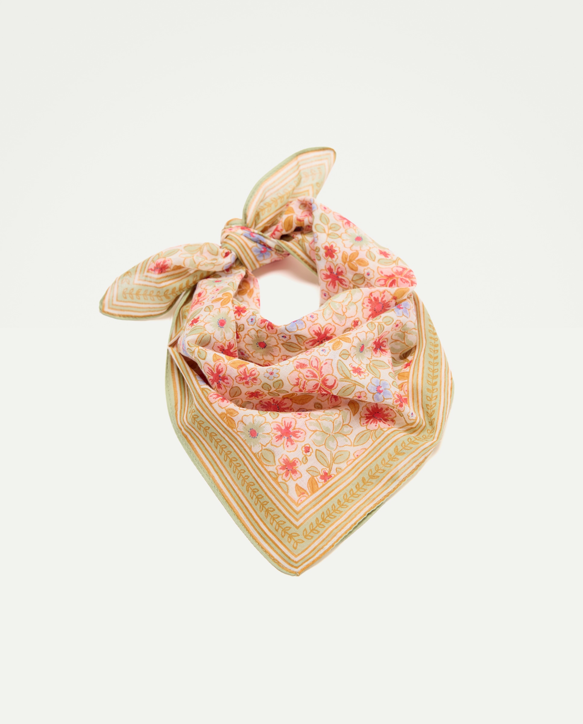 Lenço com Fantasia Branco-1